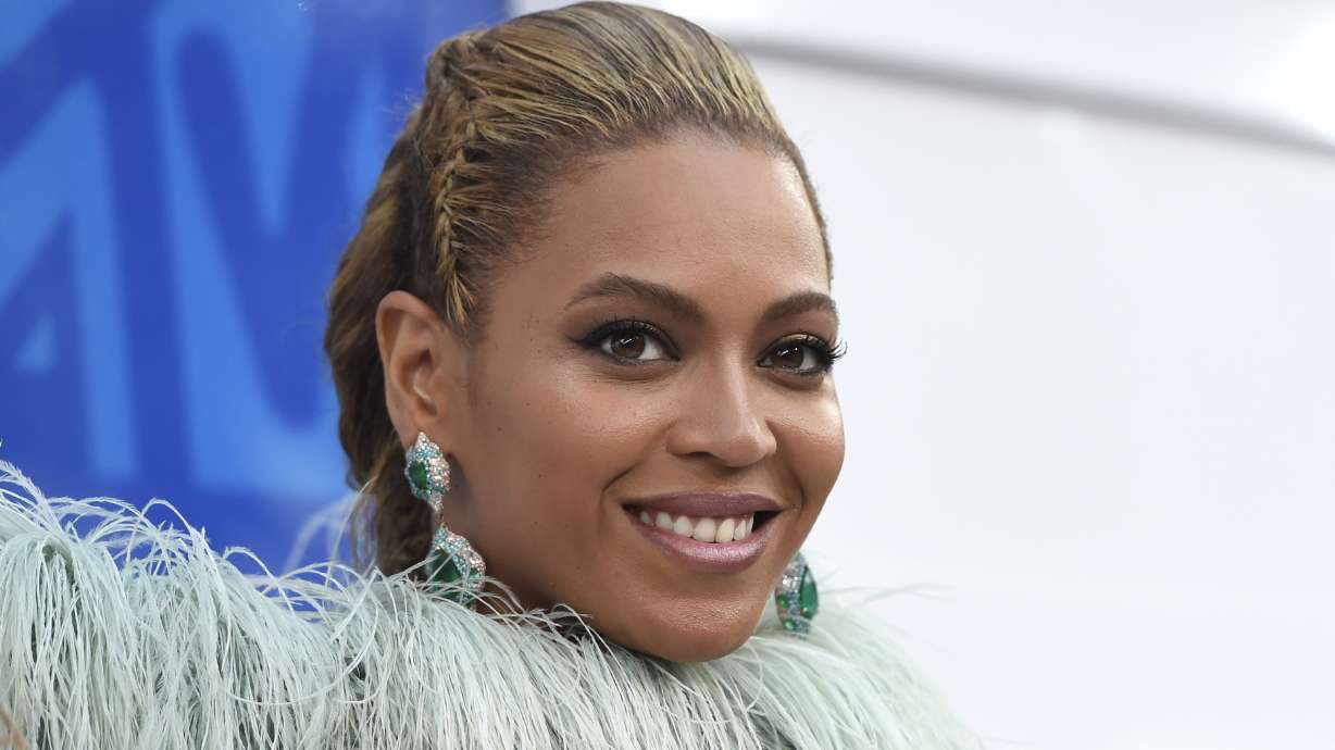 Beyonce wins MTV VMAs with knockout 16-minute performance