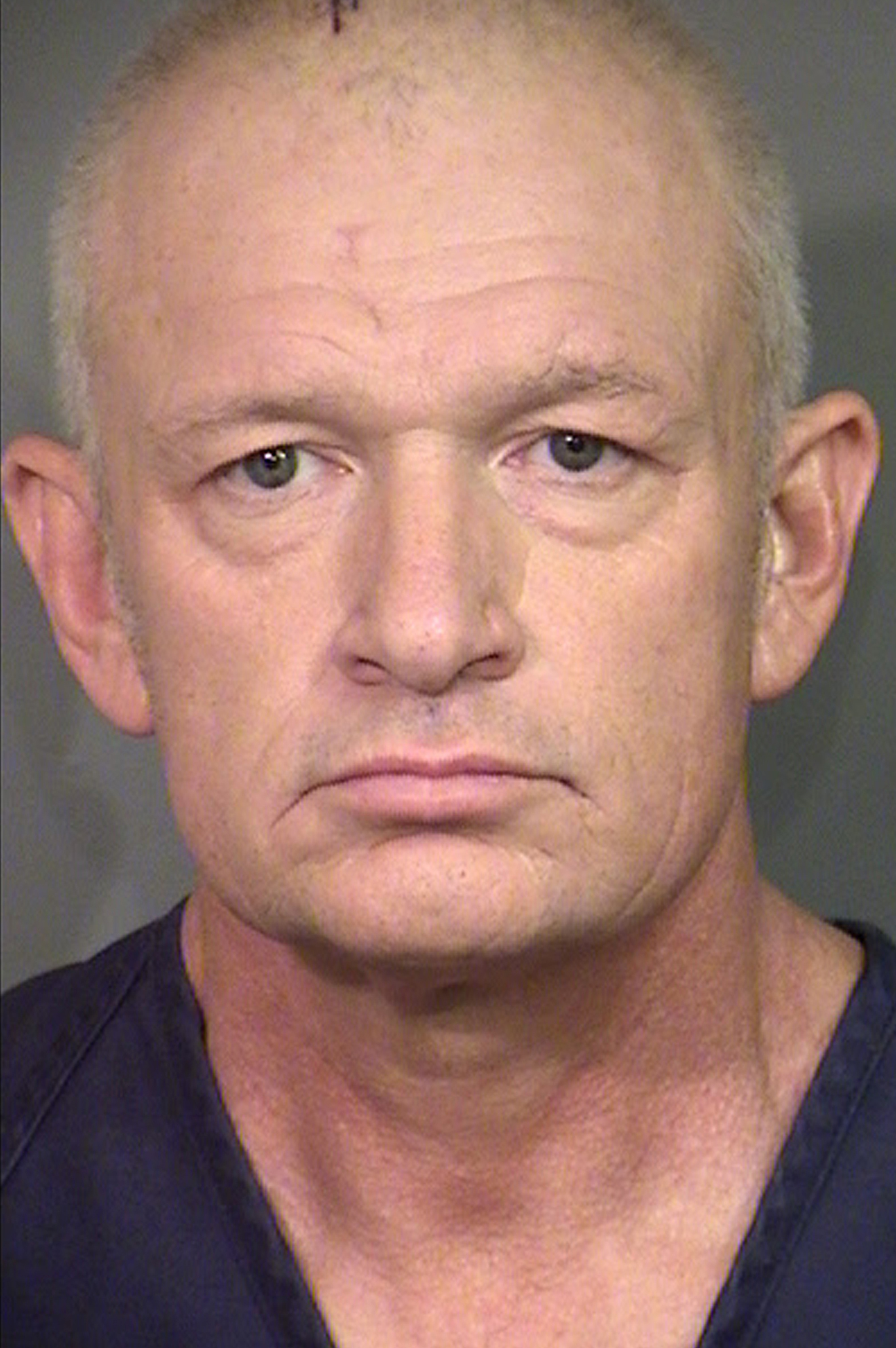 Australian man with British title to stay jailed in Vegas