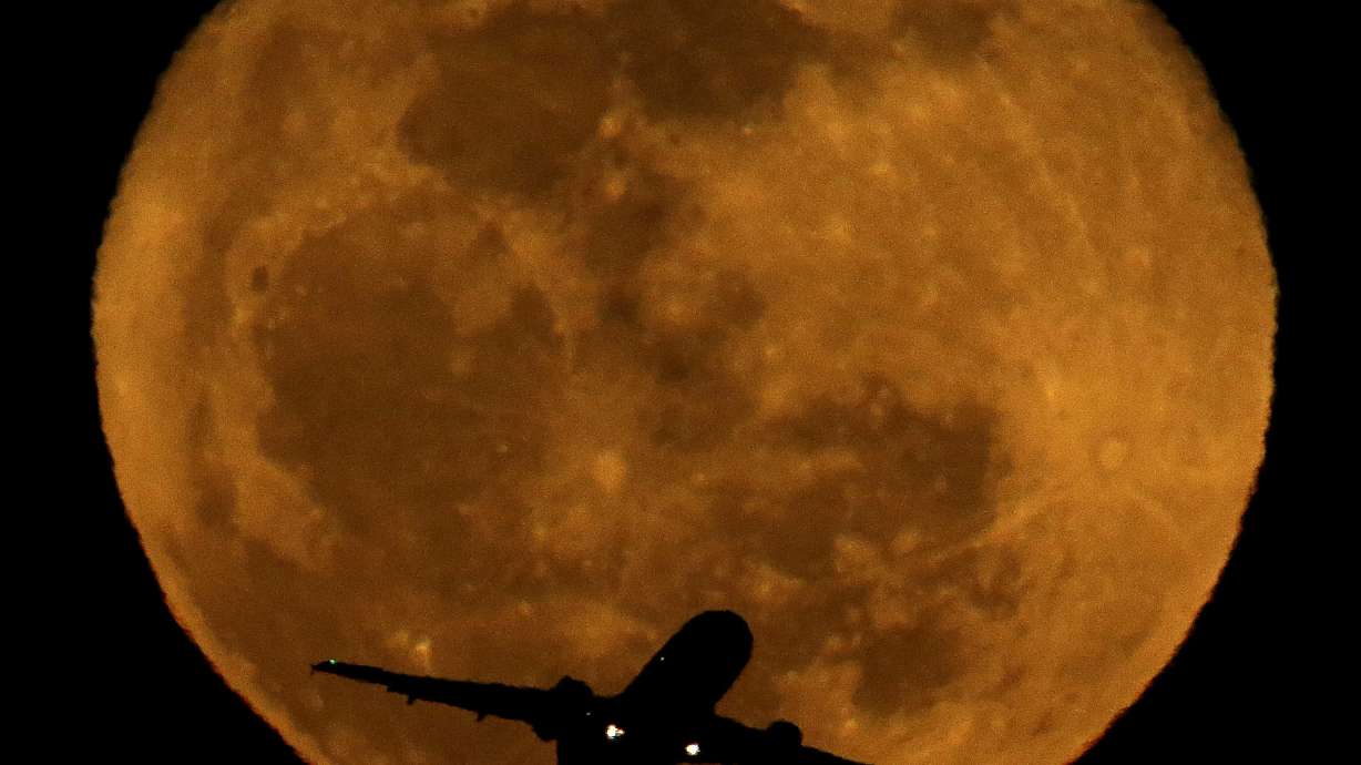 Intoxicated in the air: drunk pilots make news but are rare