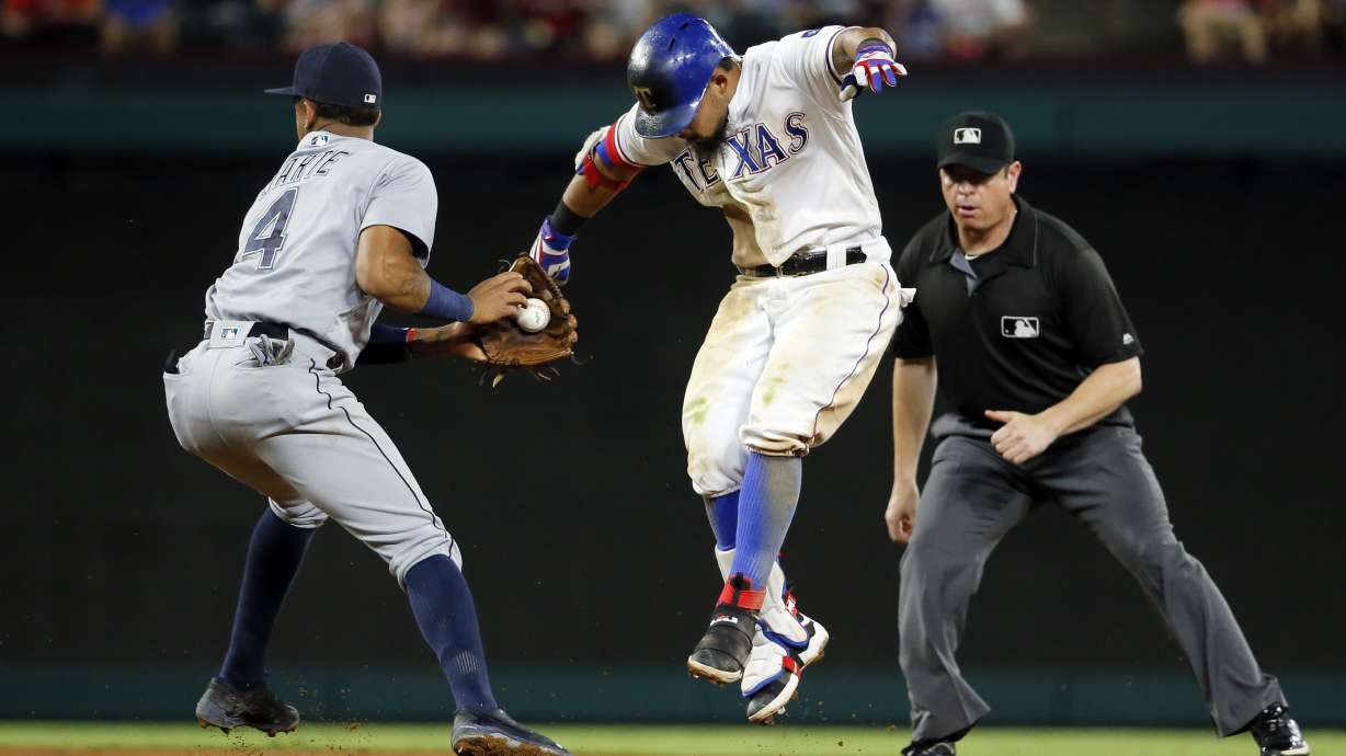 Odor hits game-ending homer for Rangers in 8-7 win over M's