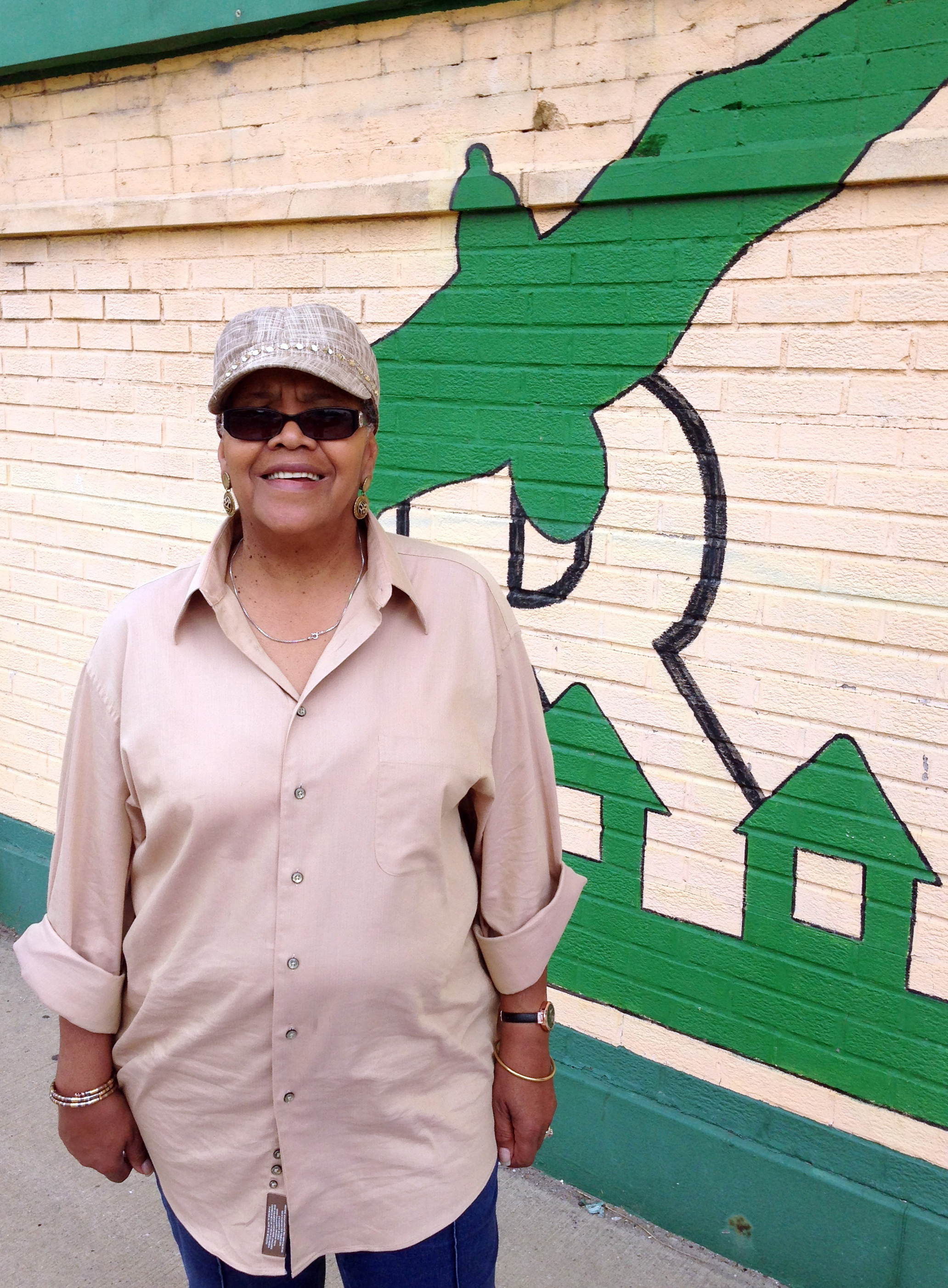 Trump tells black churchgoers in Detroit visit is 'to learn'