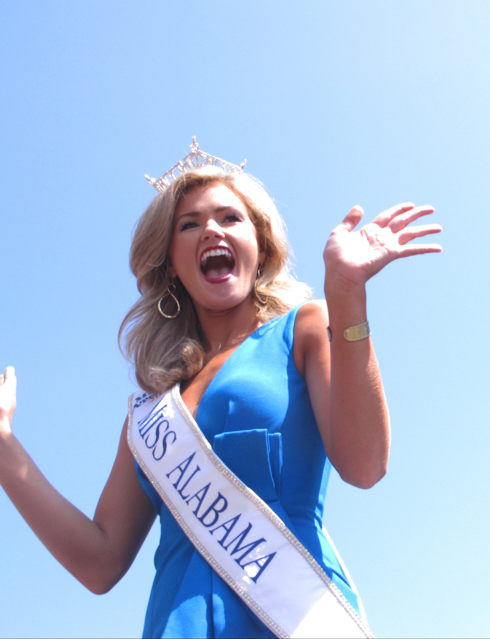 DC, Tennessee win first night Miss America preliminaries