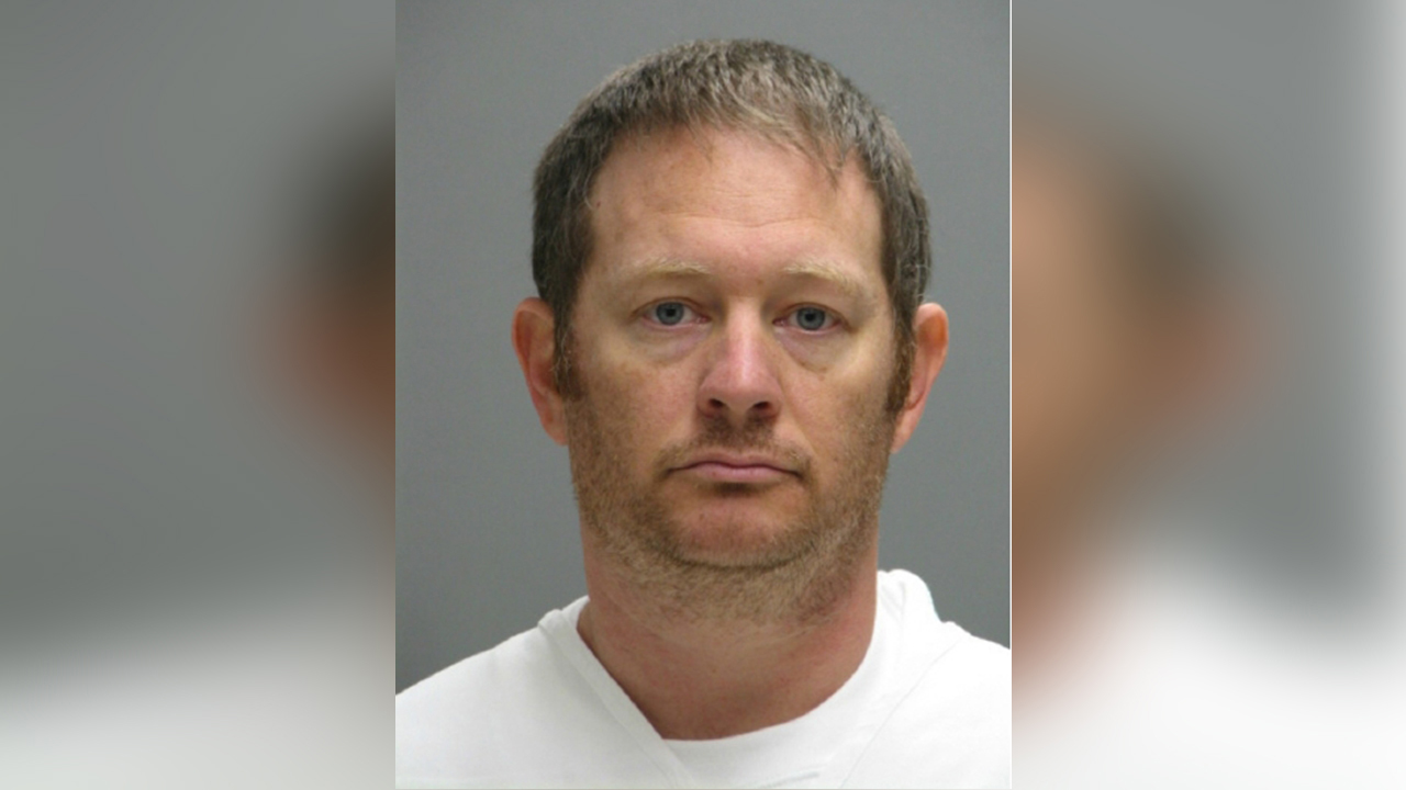 Fired Secret Service officer facing sex charges in Florida