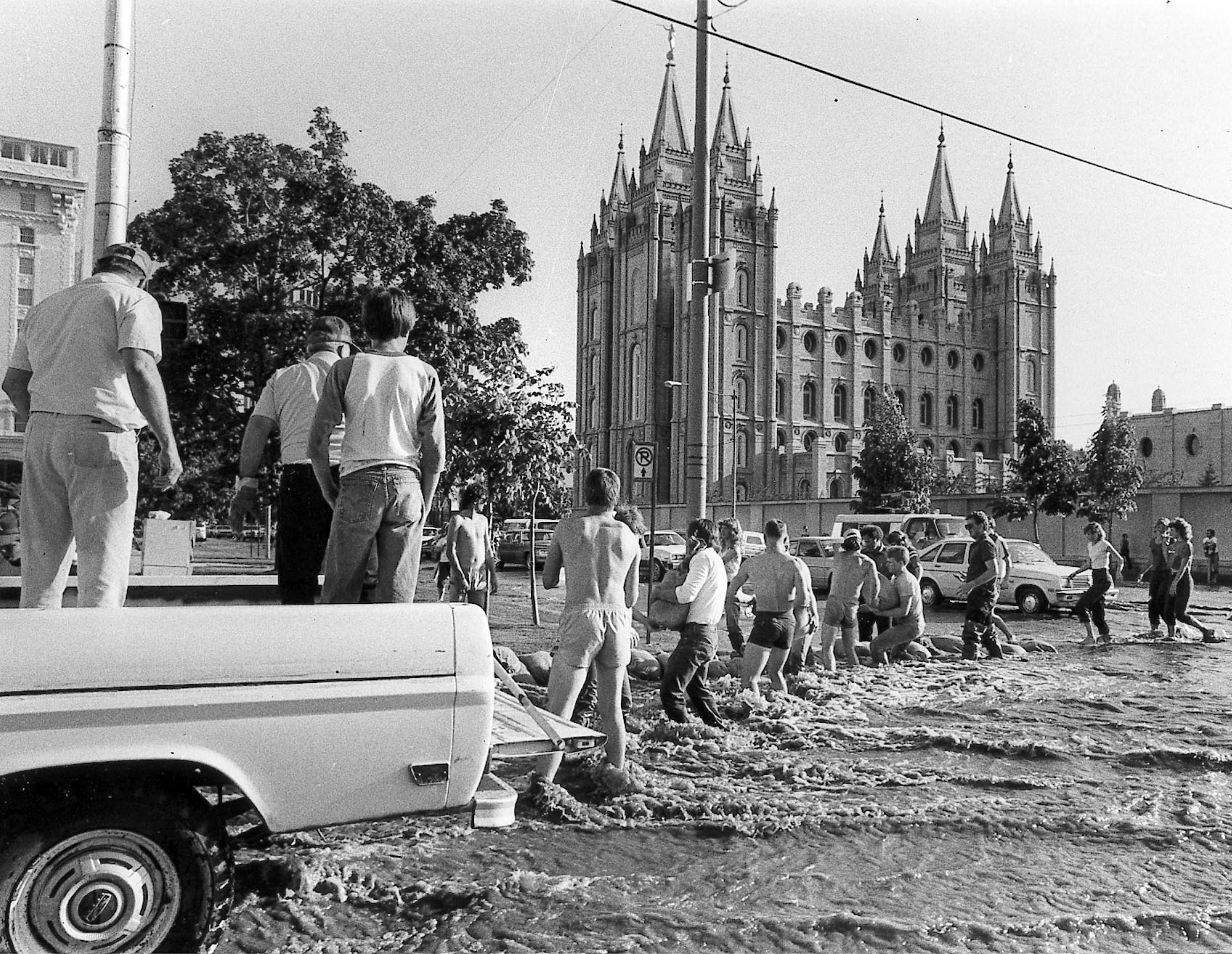 Flooding at Temple Square (Photo: Tom Smart, Deseret News, File)