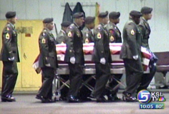 Body of Soldier Returns to Utah