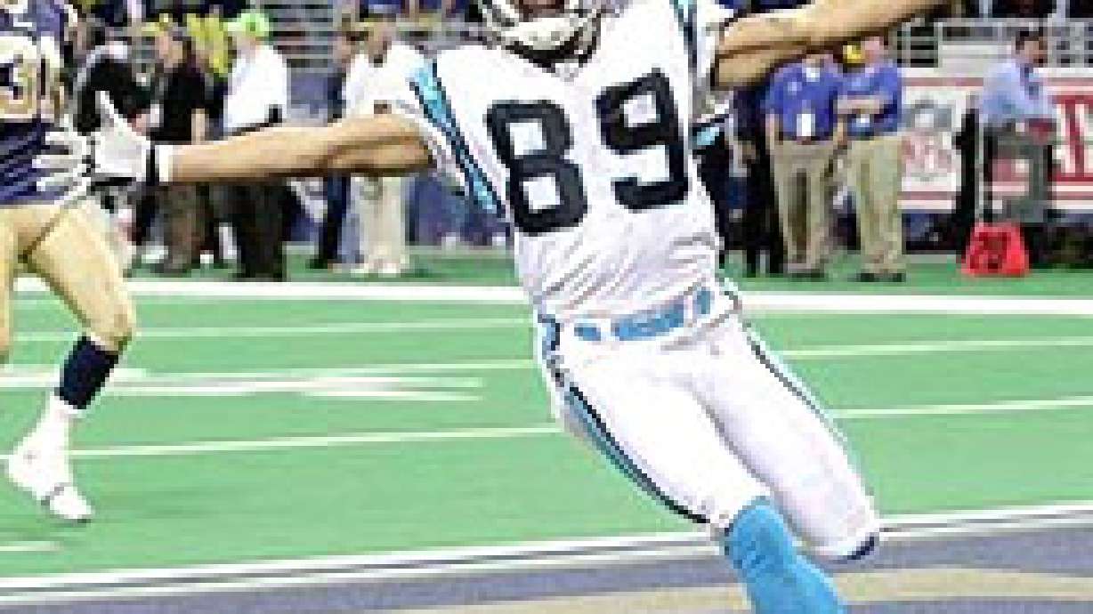 Smith inactive for Panthers' opener