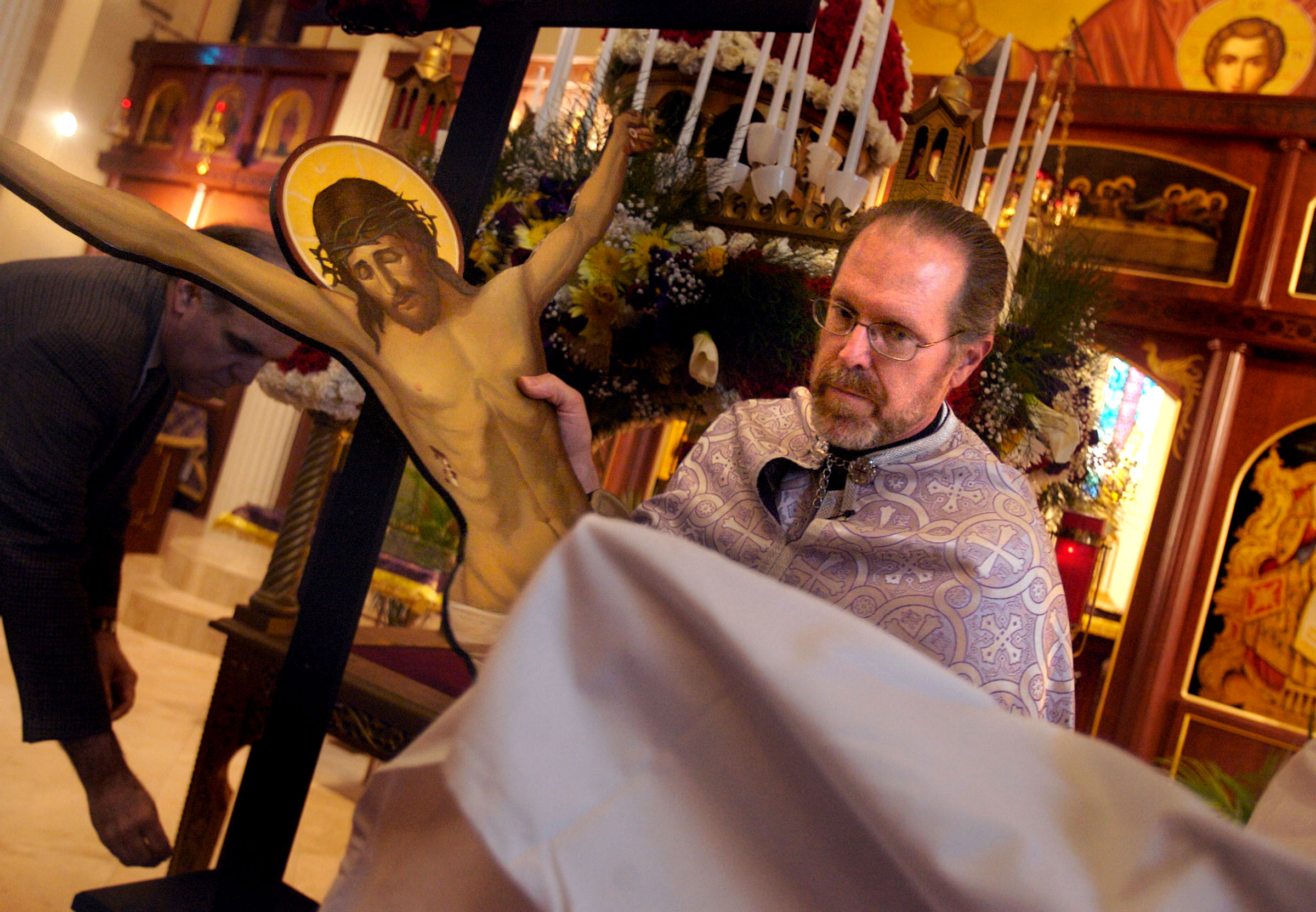 Longtime Greek Orthodox priest taught by example, 'humility, service, caring'