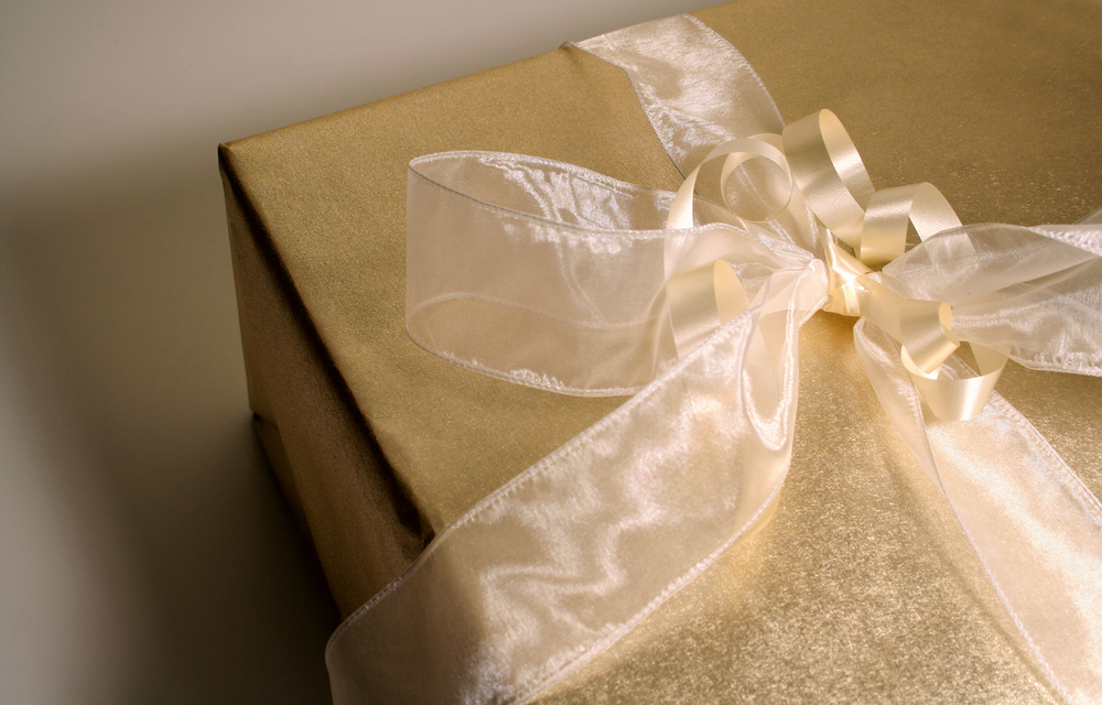 Couple credits unopened wedding gift with saving their marriage