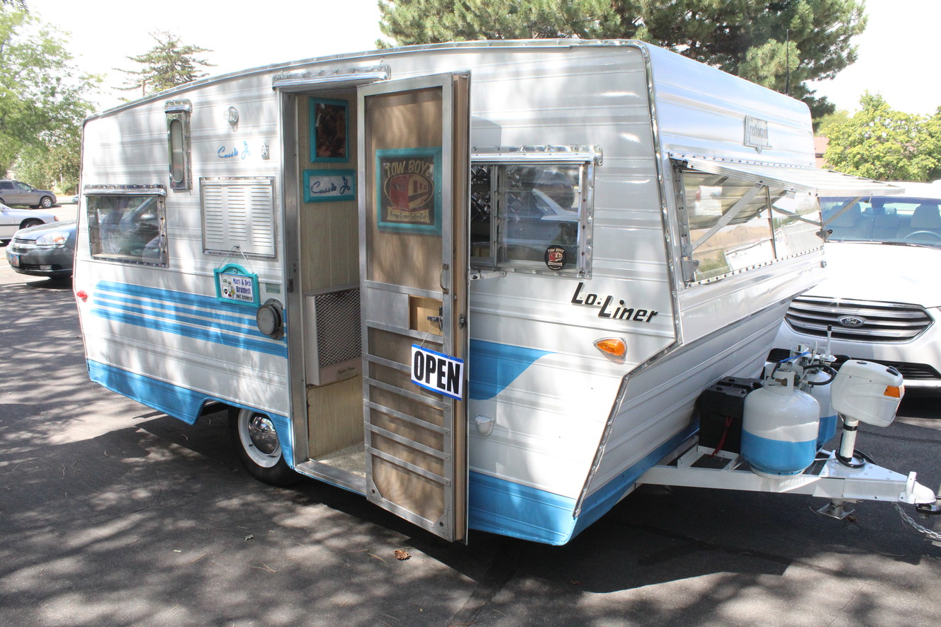Utah couple restores 1967 vintage camp trailer