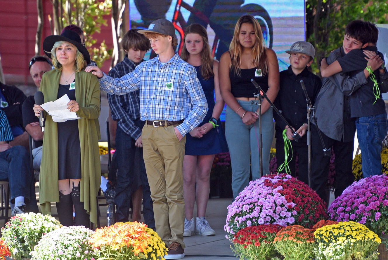 Friends share their memories about Grant Seaver during a memorial service in Park City on Saturday, Sept. 17, 2016. Seaver died last Sunday, days before his friend died in a similar manner. Police are investigating and still awaiting lab results to determine the cause of death. (Photo: Nick Wagner, Deseret News)