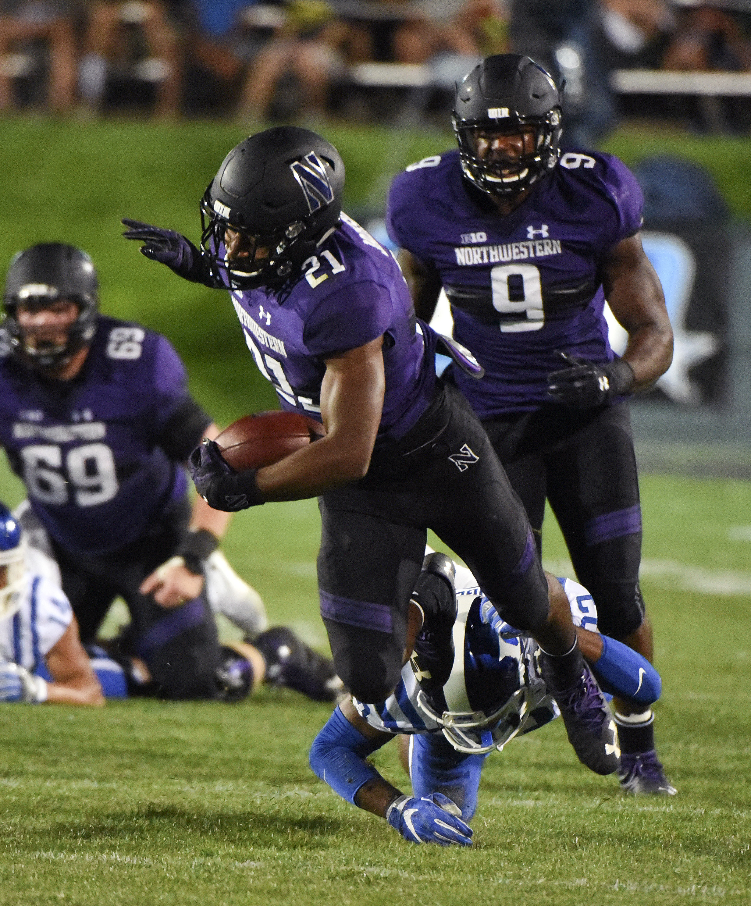 Northwestern gets first win, 24-13 over Duke