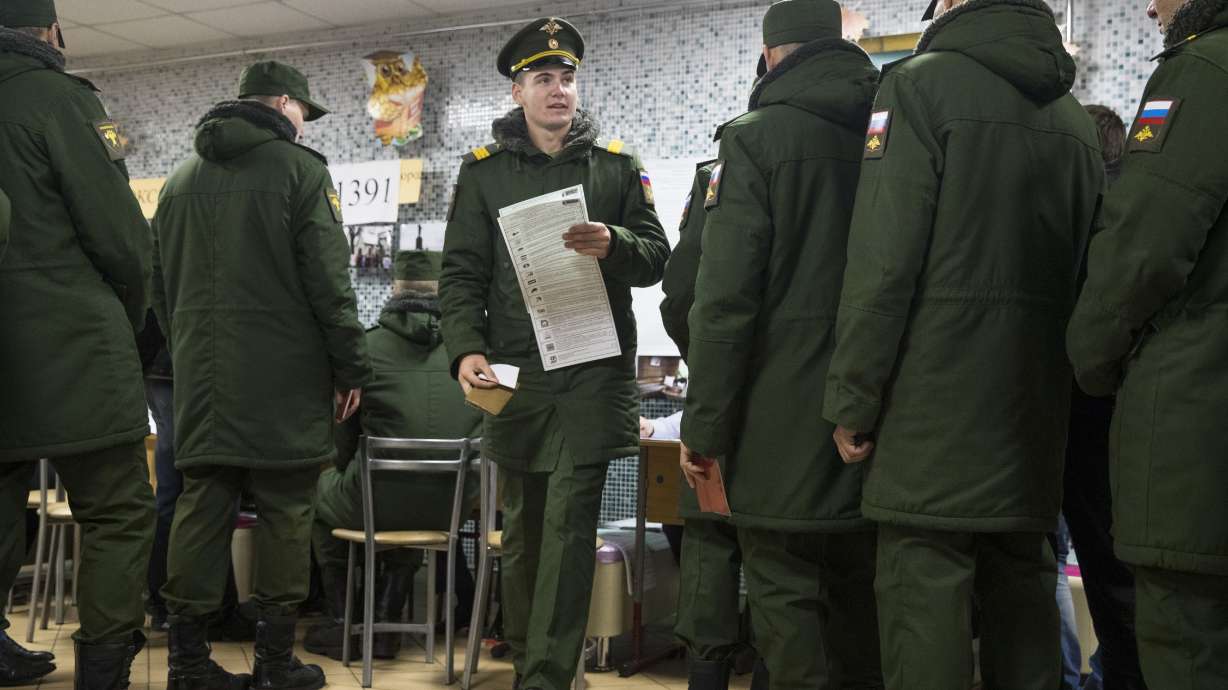 Early results: Ruling party winning Russian parliament vote