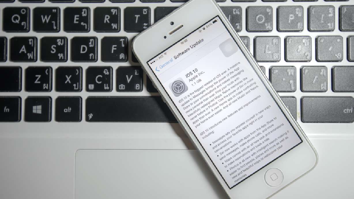 How to use new iOS 10 updates for iMessage, Siri