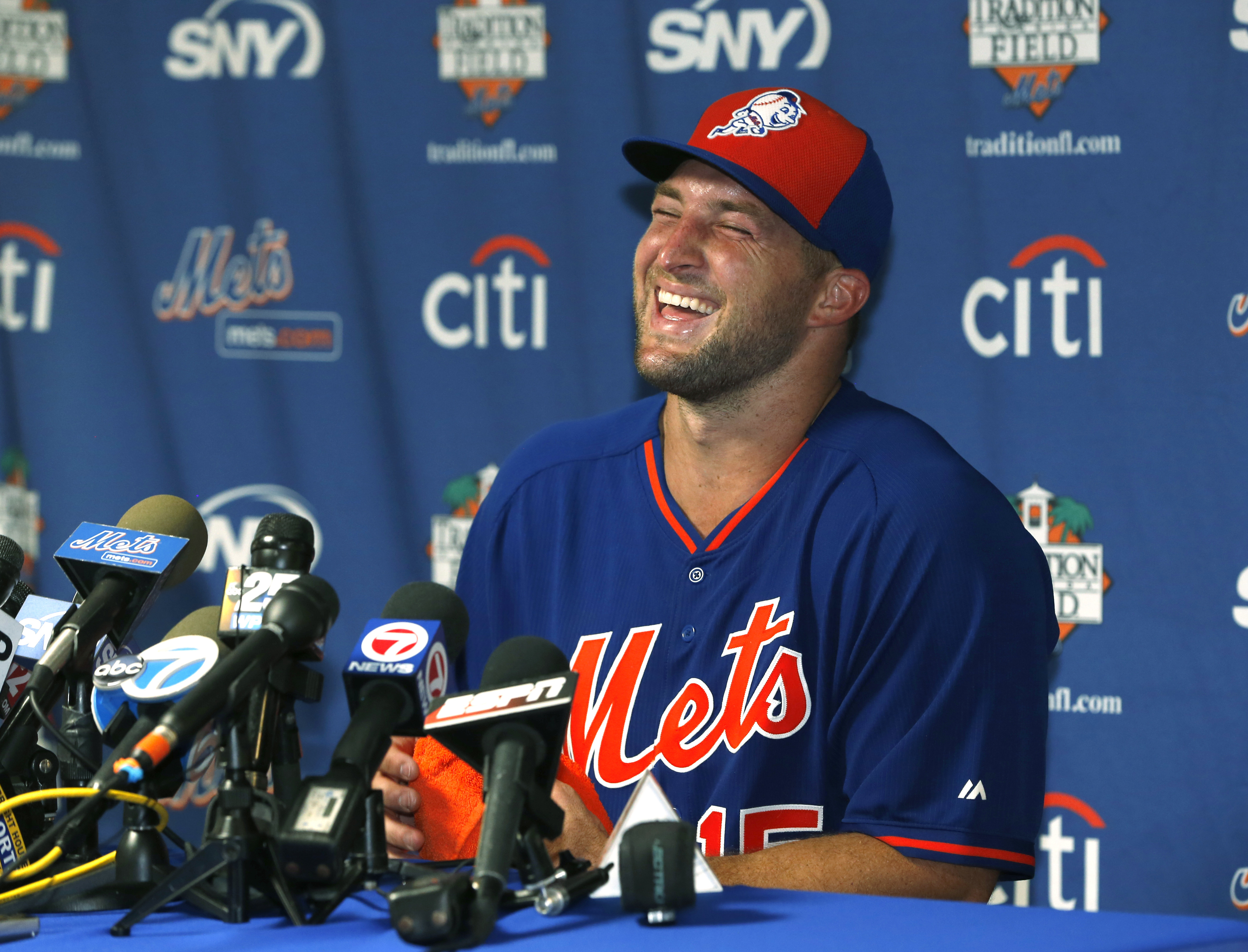 Tim Tebow jerseys on sale on his 1st day of Mets camp