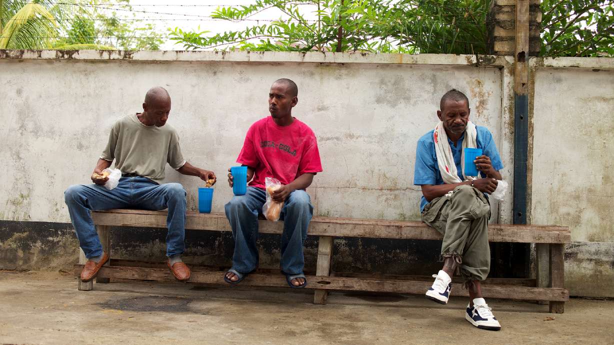 Suriname slides into economic abyss, in shadow of Venezuela