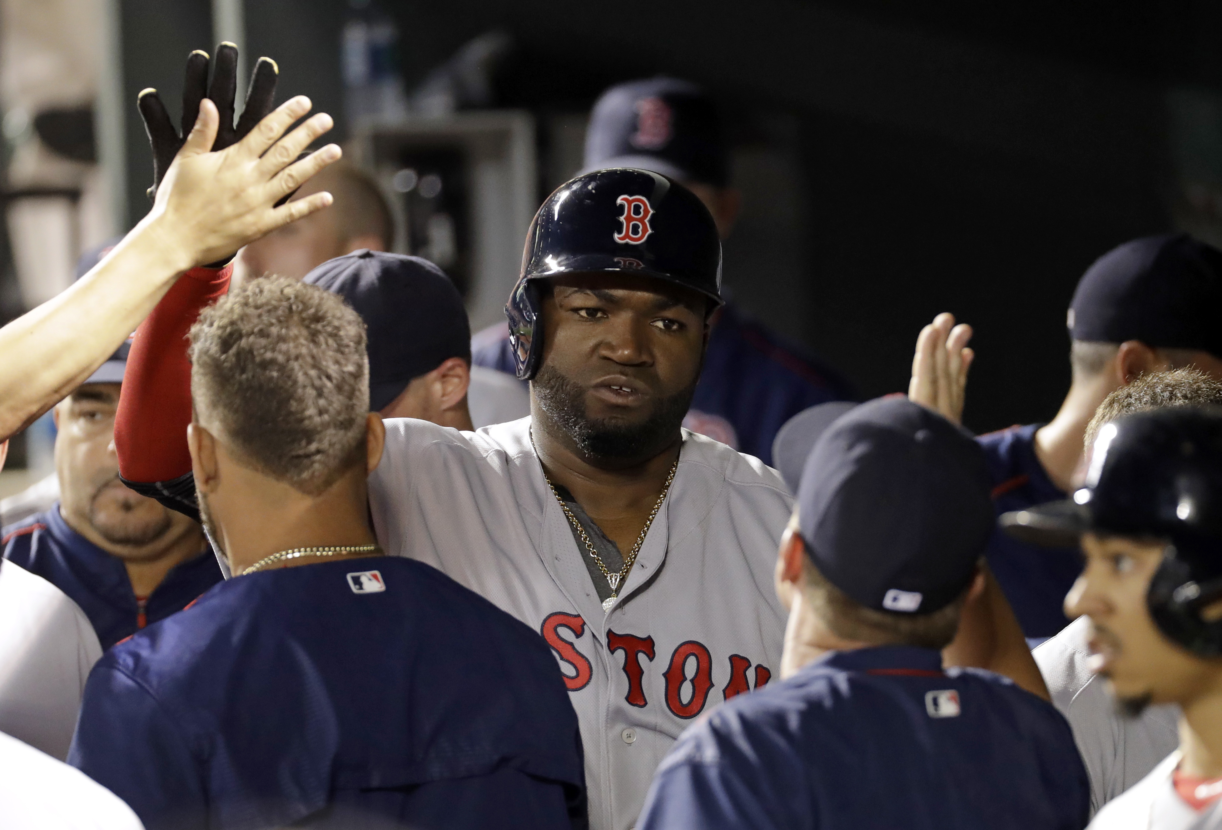 Prank call: Smiling Jones, O's gift Ortiz smashed phone box