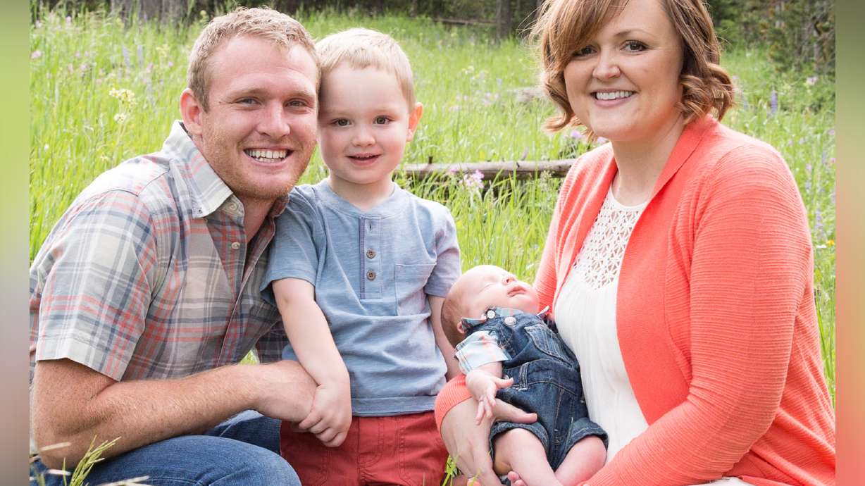 Community rallies for mom with devastating cancer diagnosis