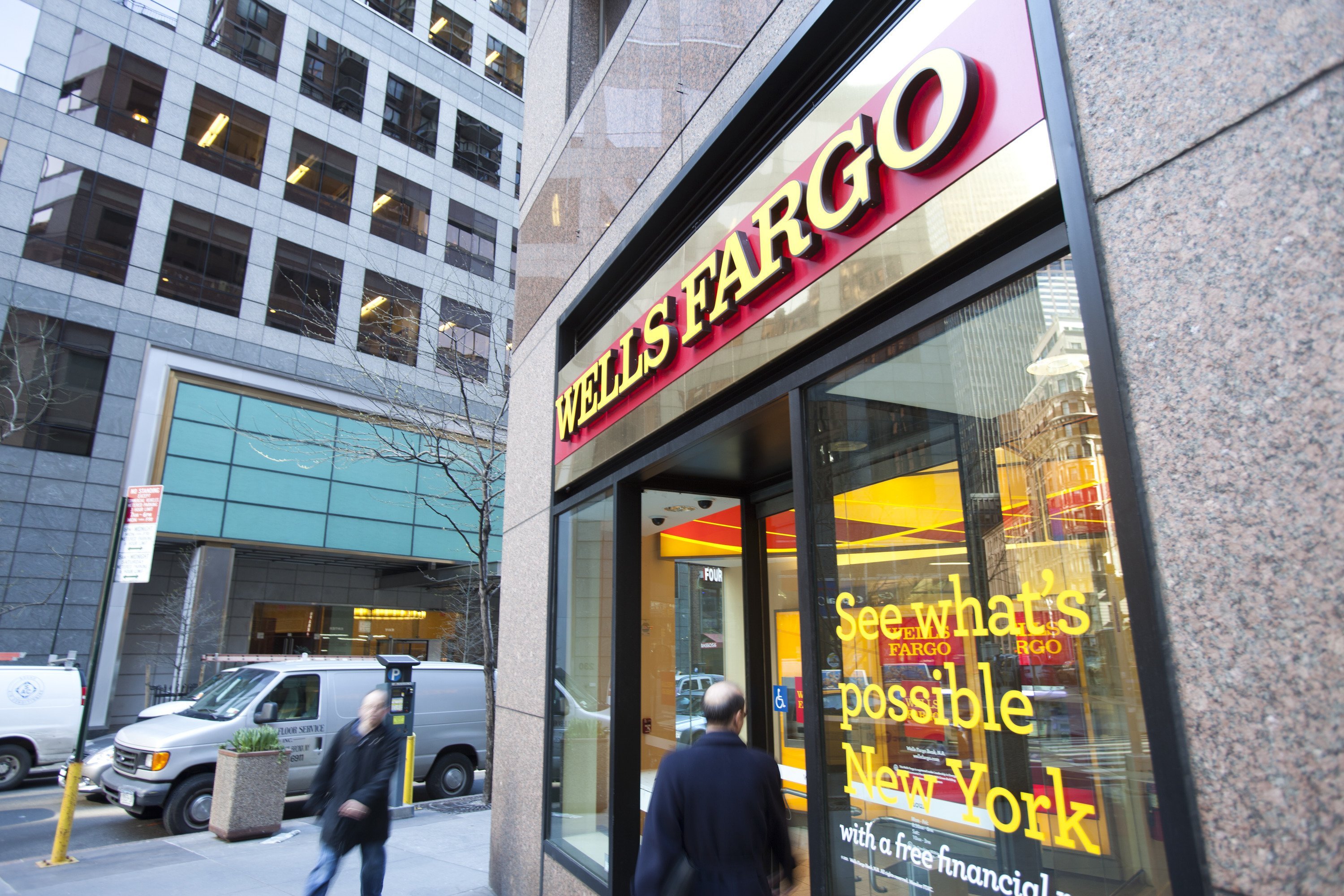 Utahns sue Wells Fargo over alleged fake bank accounts