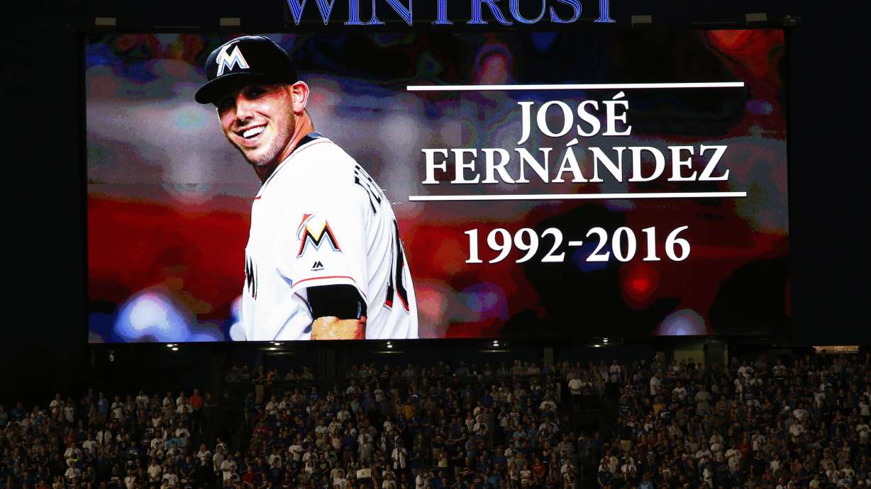 Florida authorities seek causes of Jose Fernandez boat crash