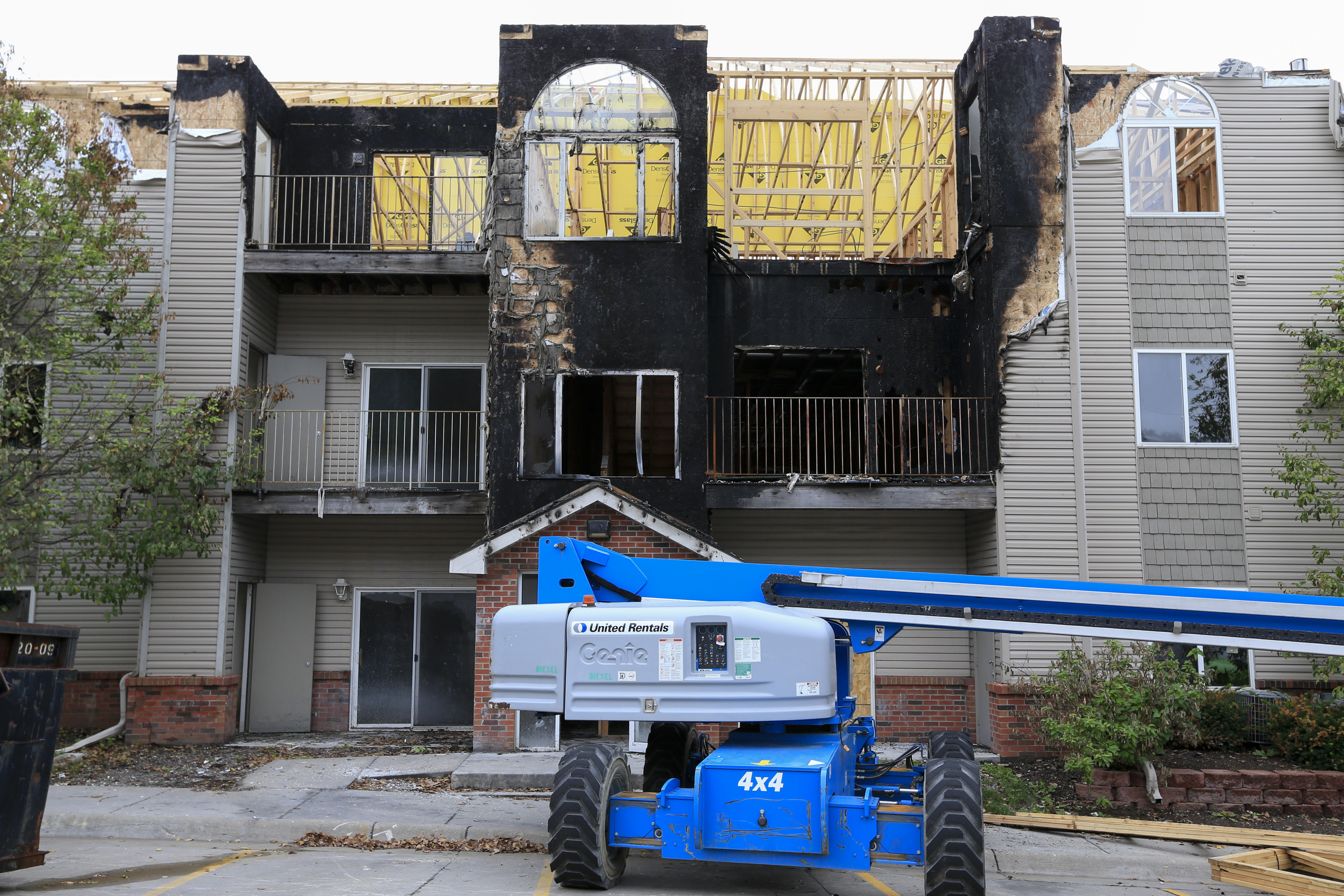 City rejects smoking ban for apartments in Omaha suburb