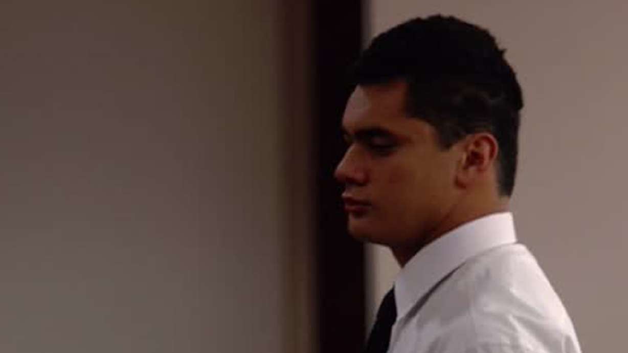Evidence hearing set for suspended USC football player charged with rape