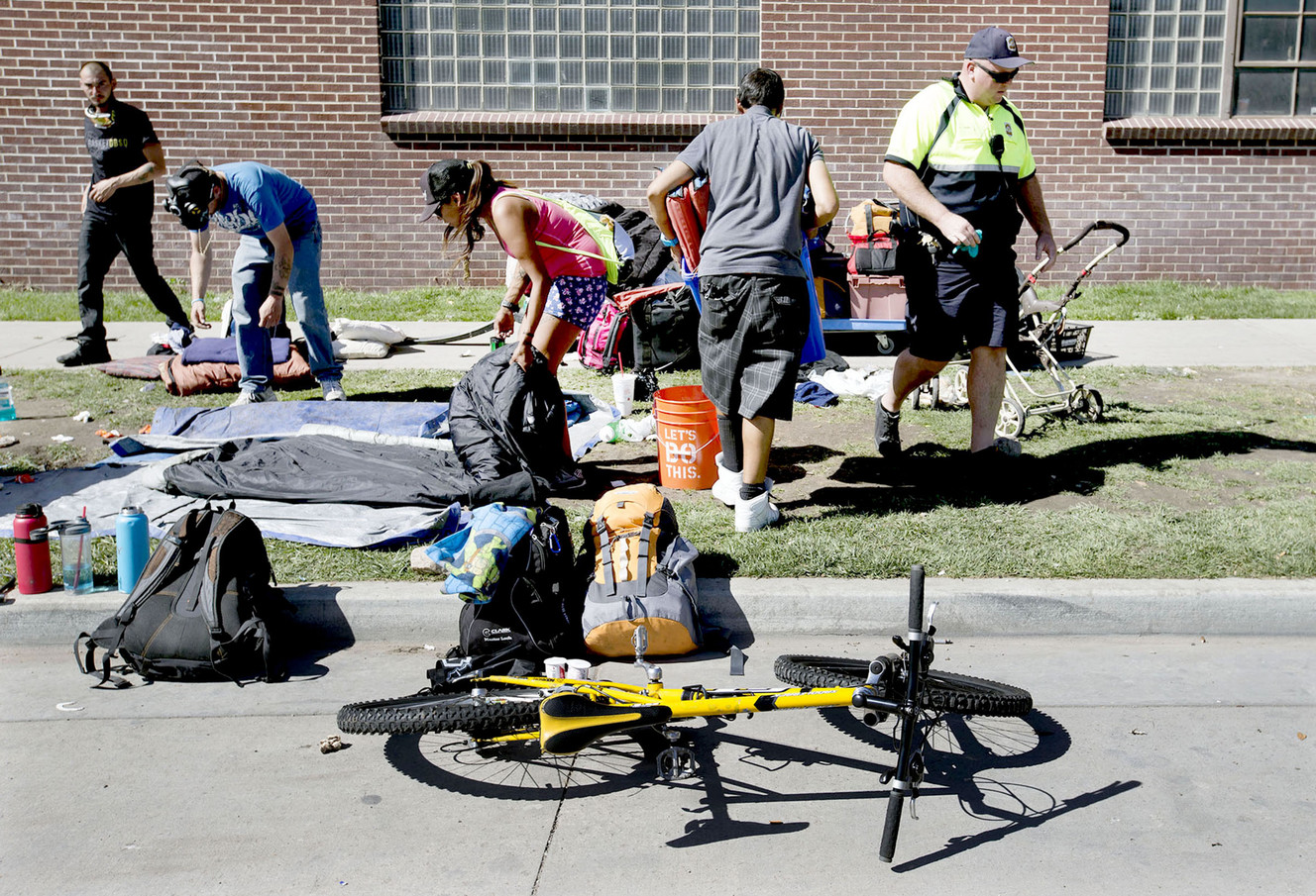 Winter fast approaching, leaders accelerate efforts to relieve Rio Grande's homeless