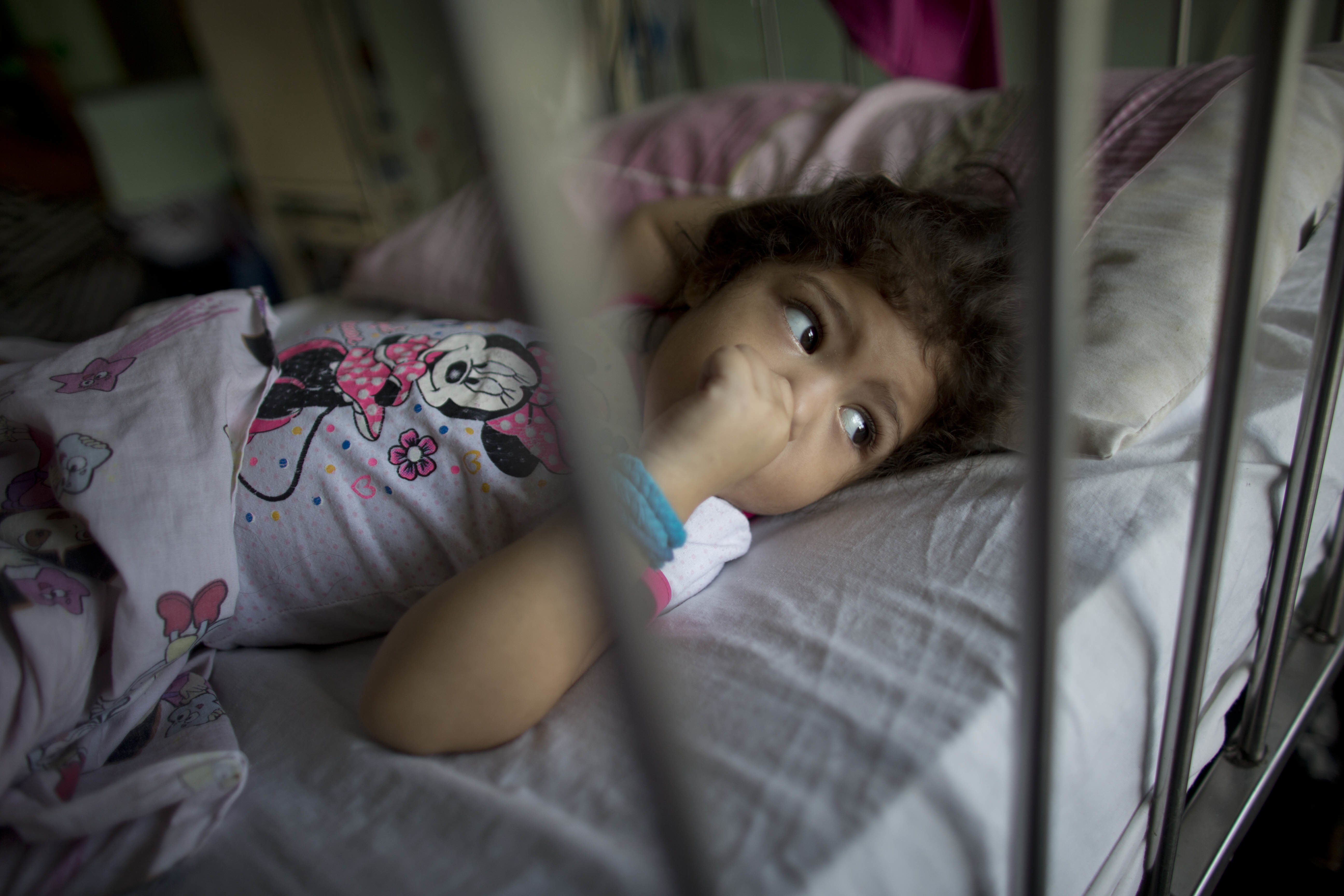 How a banged knee nearly killed 3-year-old Ashley in Caracas
