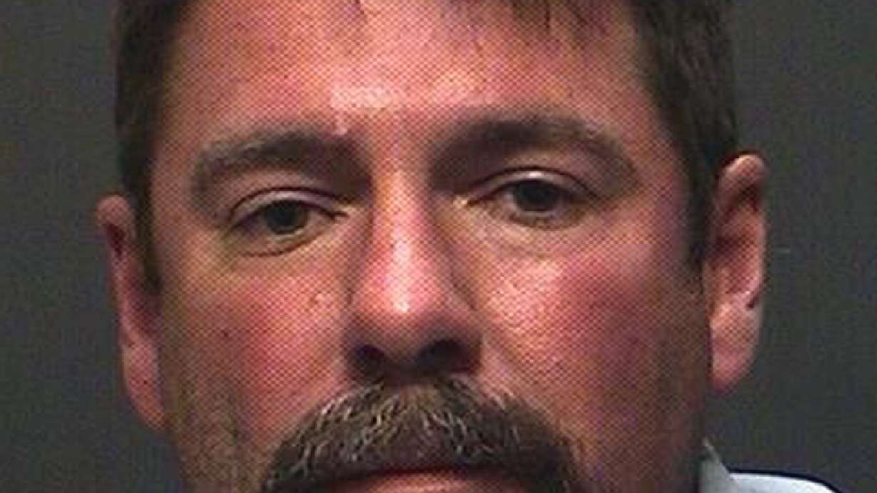 Ex-Arizona firefighter's 2nd ex-wife testifies against him
