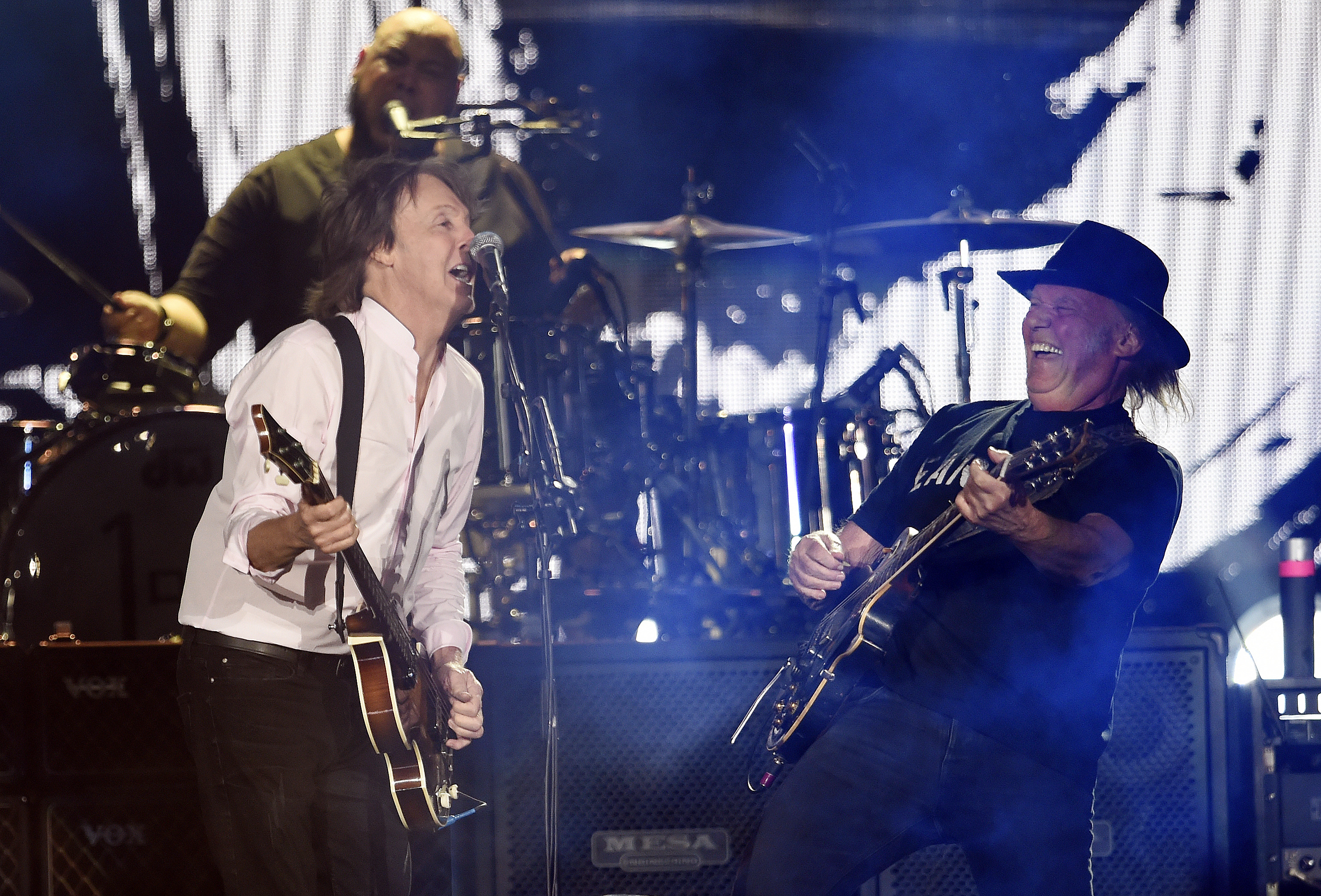 Paul McCartney, Neil Young rock Desert Trip together
