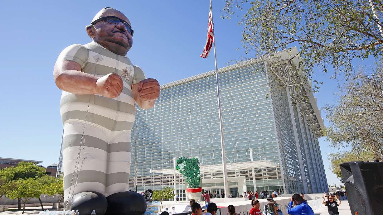 Critics call charge against Sheriff Joe Arpaio comeuppance