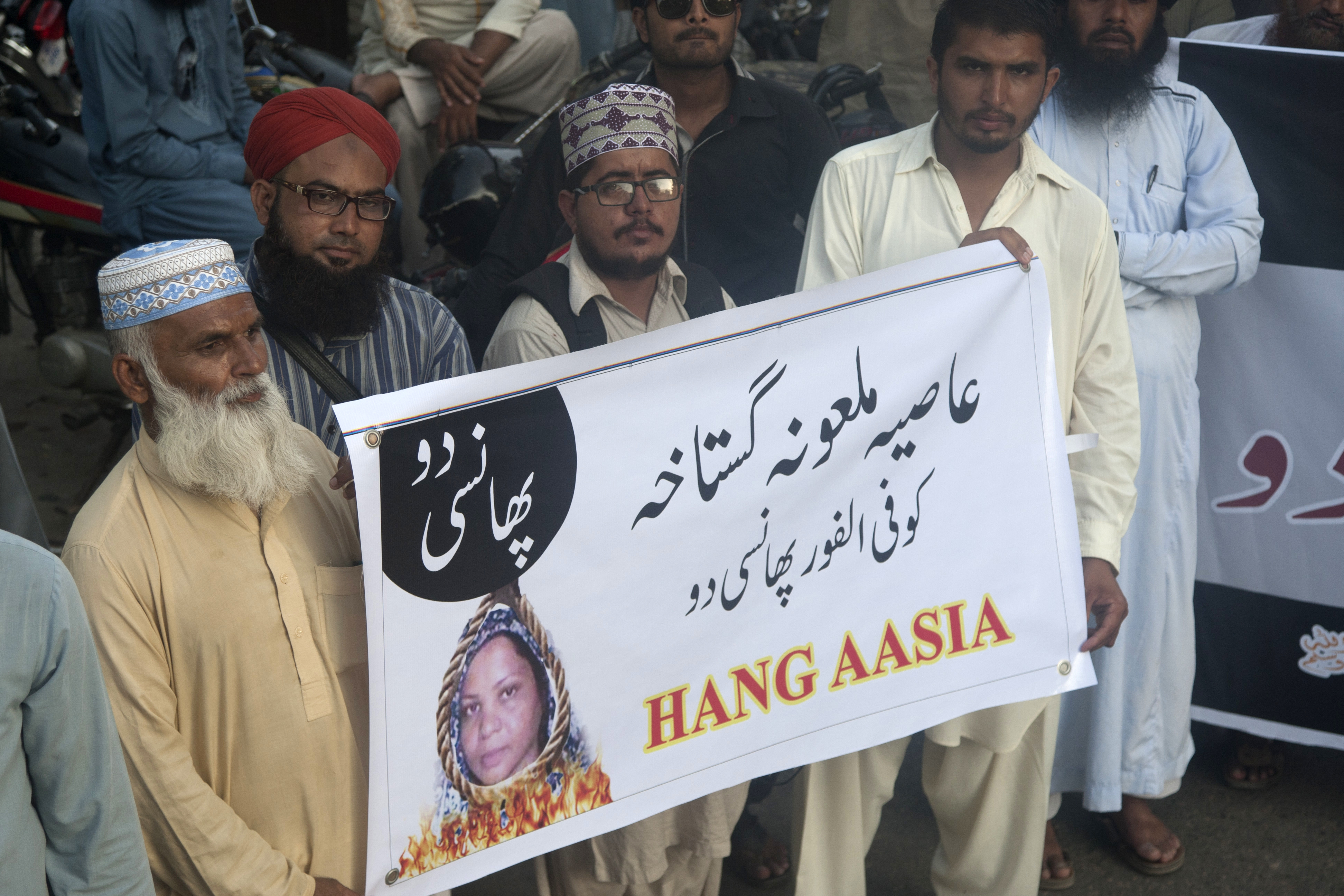 Pakistan adjourns hearing of Christian woman on death row