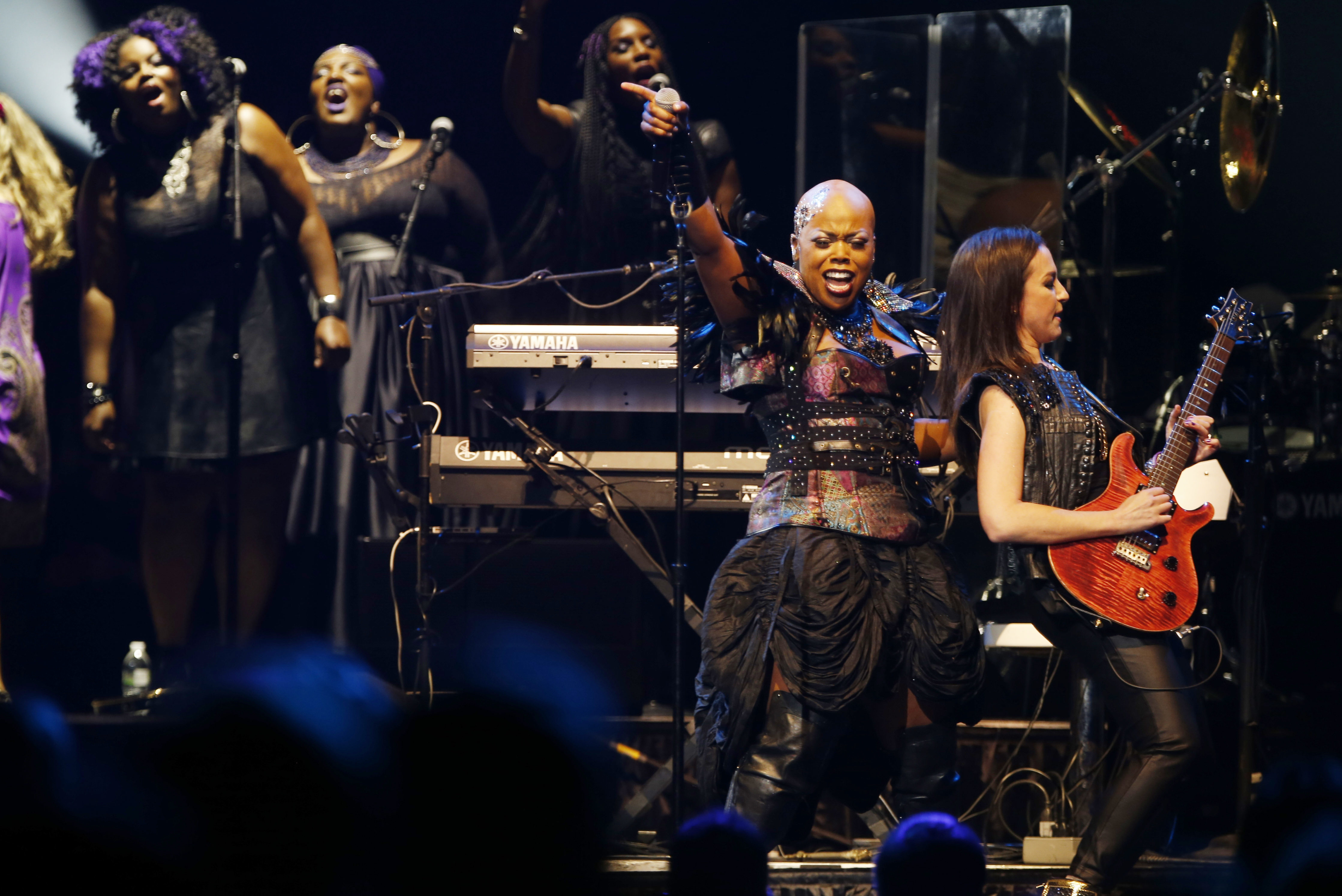 Stevie Wonder, Chaka Khan headline Prince tribute show