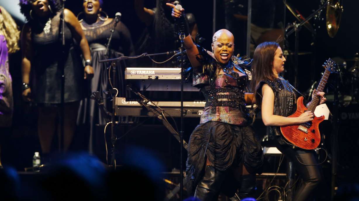 Stevie Wonder, Chaka Khan headline Prince tribute show