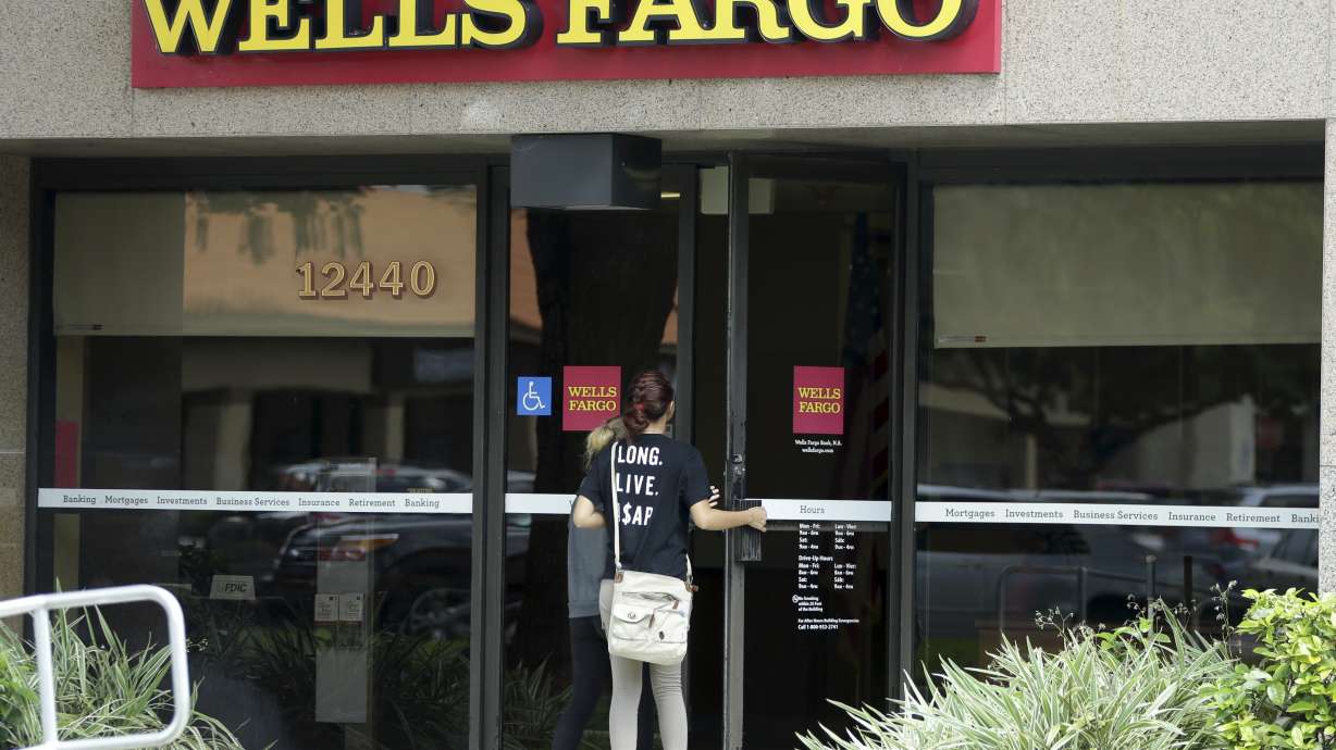 After the scandal, Wells Fargo's damage becomes apparent