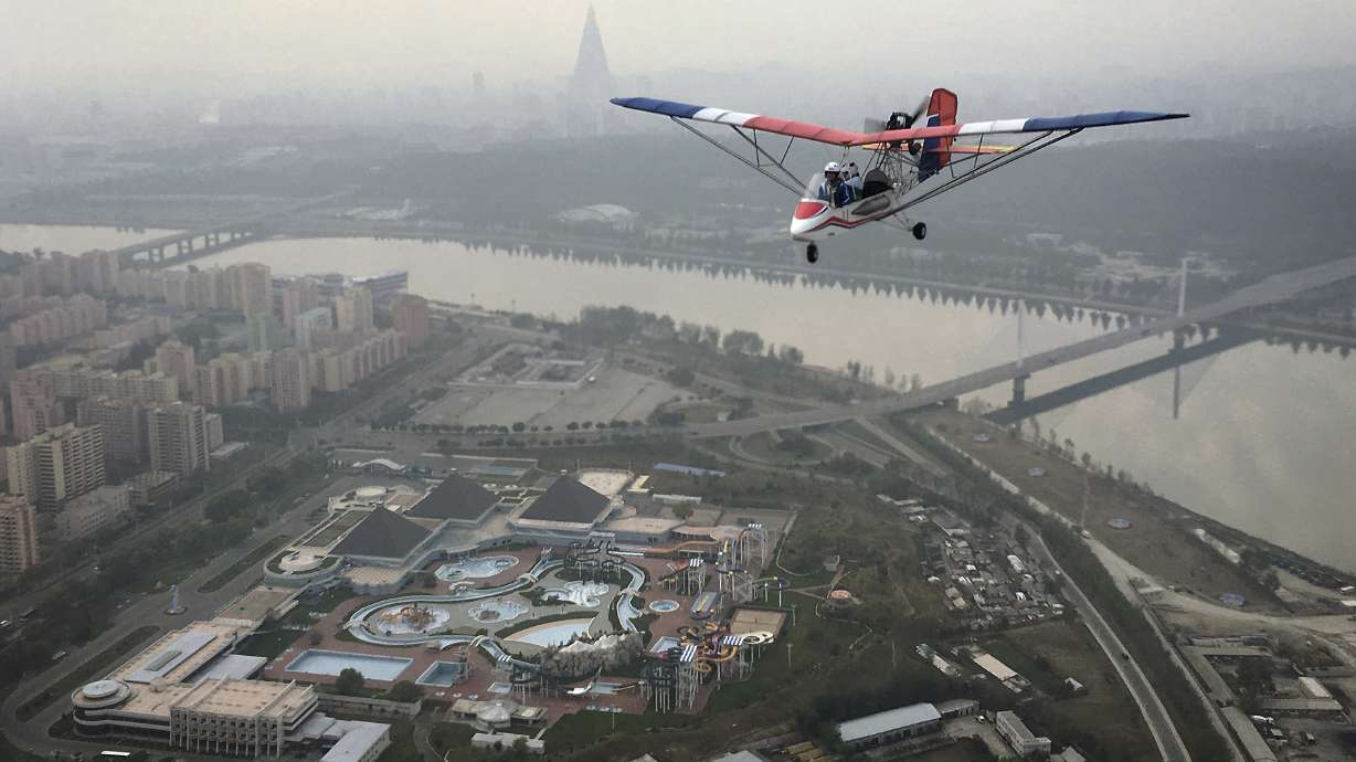 Pyongyang's latest fad: Sightseeing in ultralight airplanes
