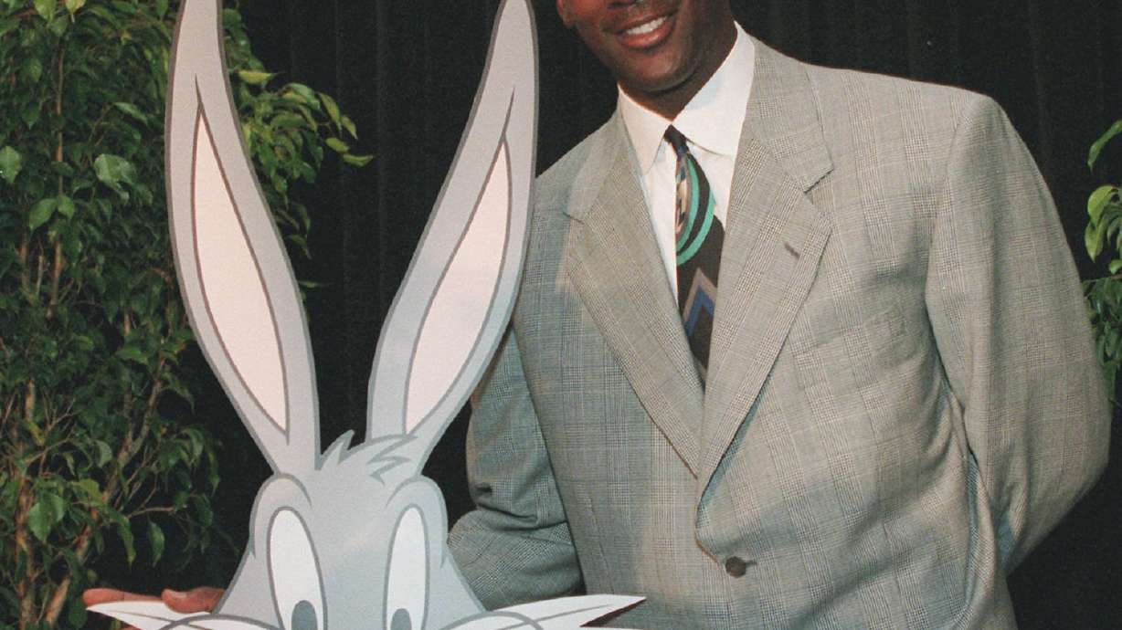 Michael Jordan's 'Space Jam' returning to theaters
