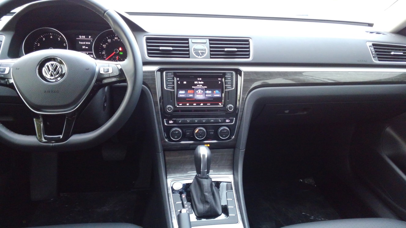 Passat dashboard (Photo: Mike Stapley)