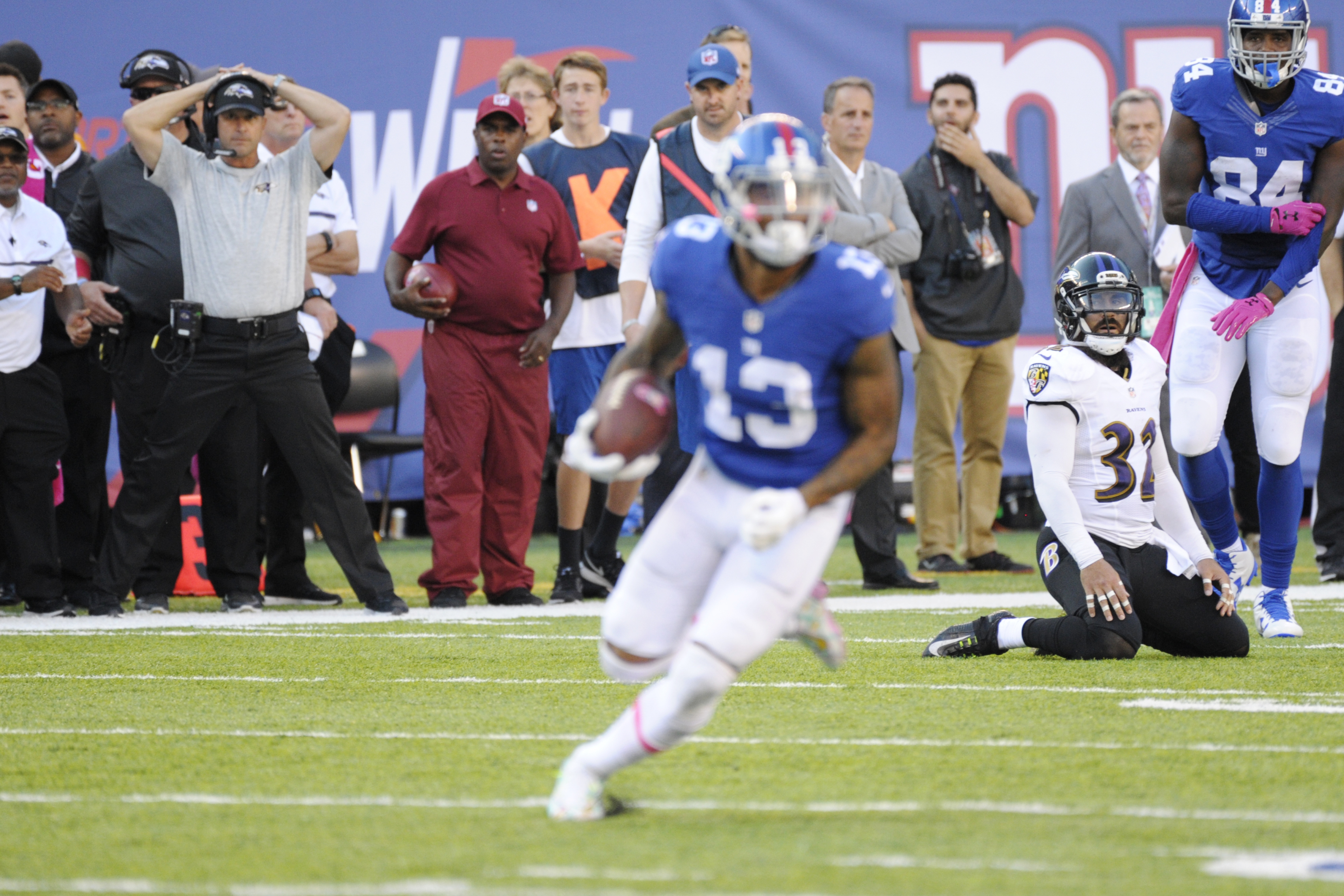 Odell Beckham Jr. misses Giants practice with hip injury