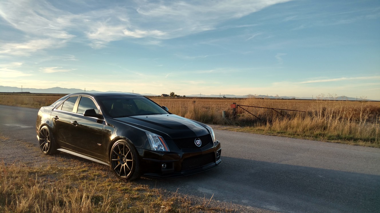 Plain City resident owns, races Cadillac with nearly 1K horsepower