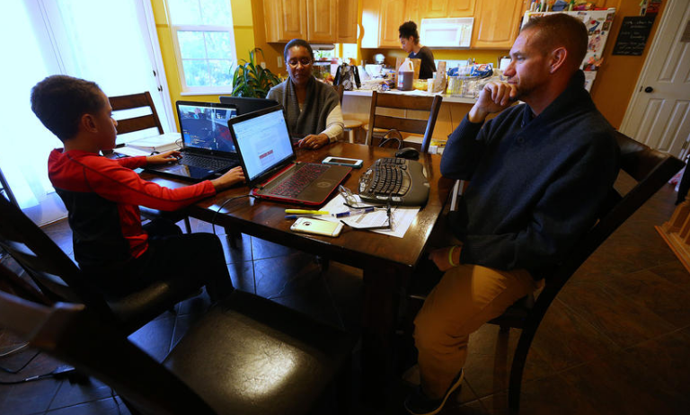 Survey: American families increasingly concerned about jobs, cost of raising children