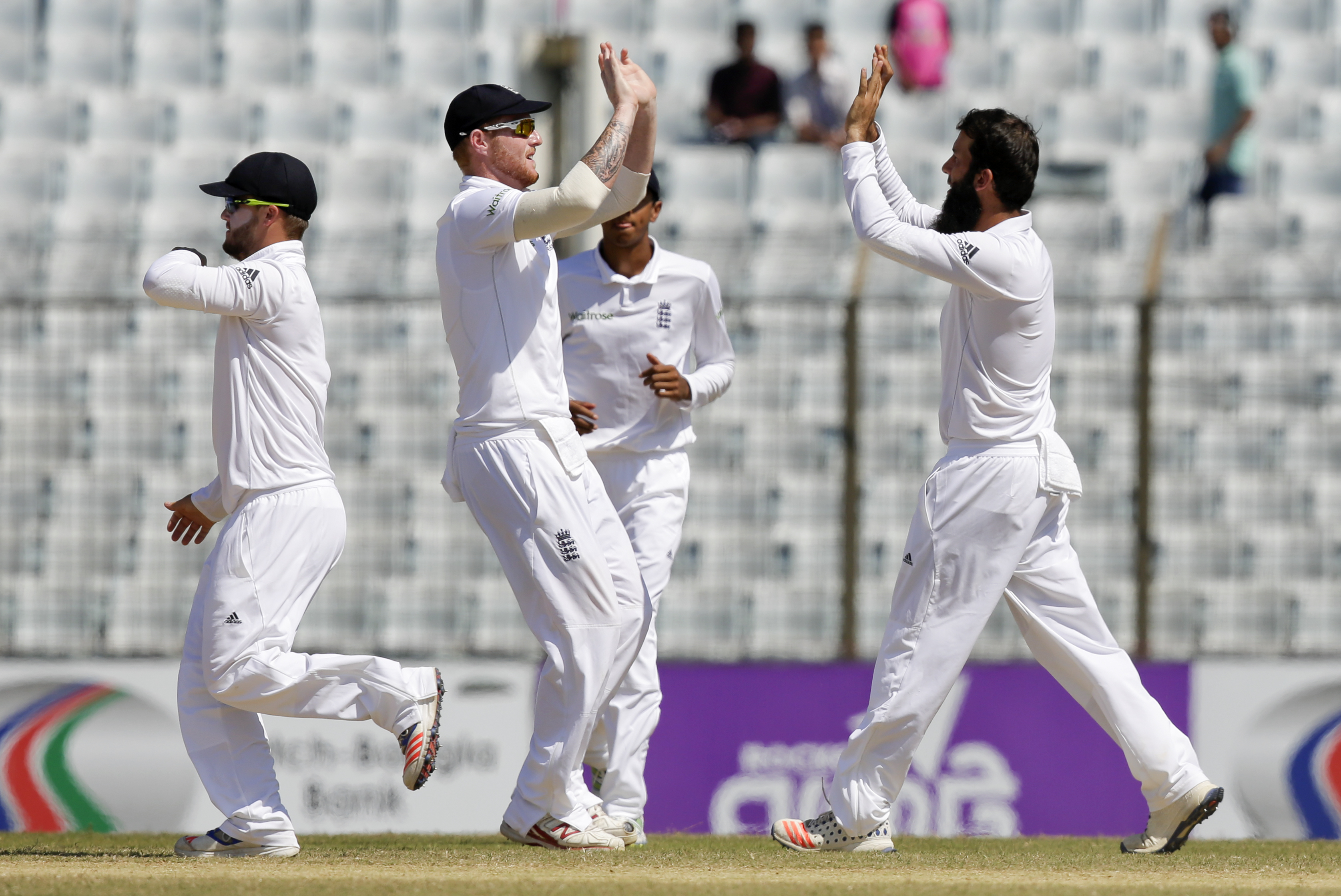 Bangladesh on 253-8, needs 33 runs for victory vs England