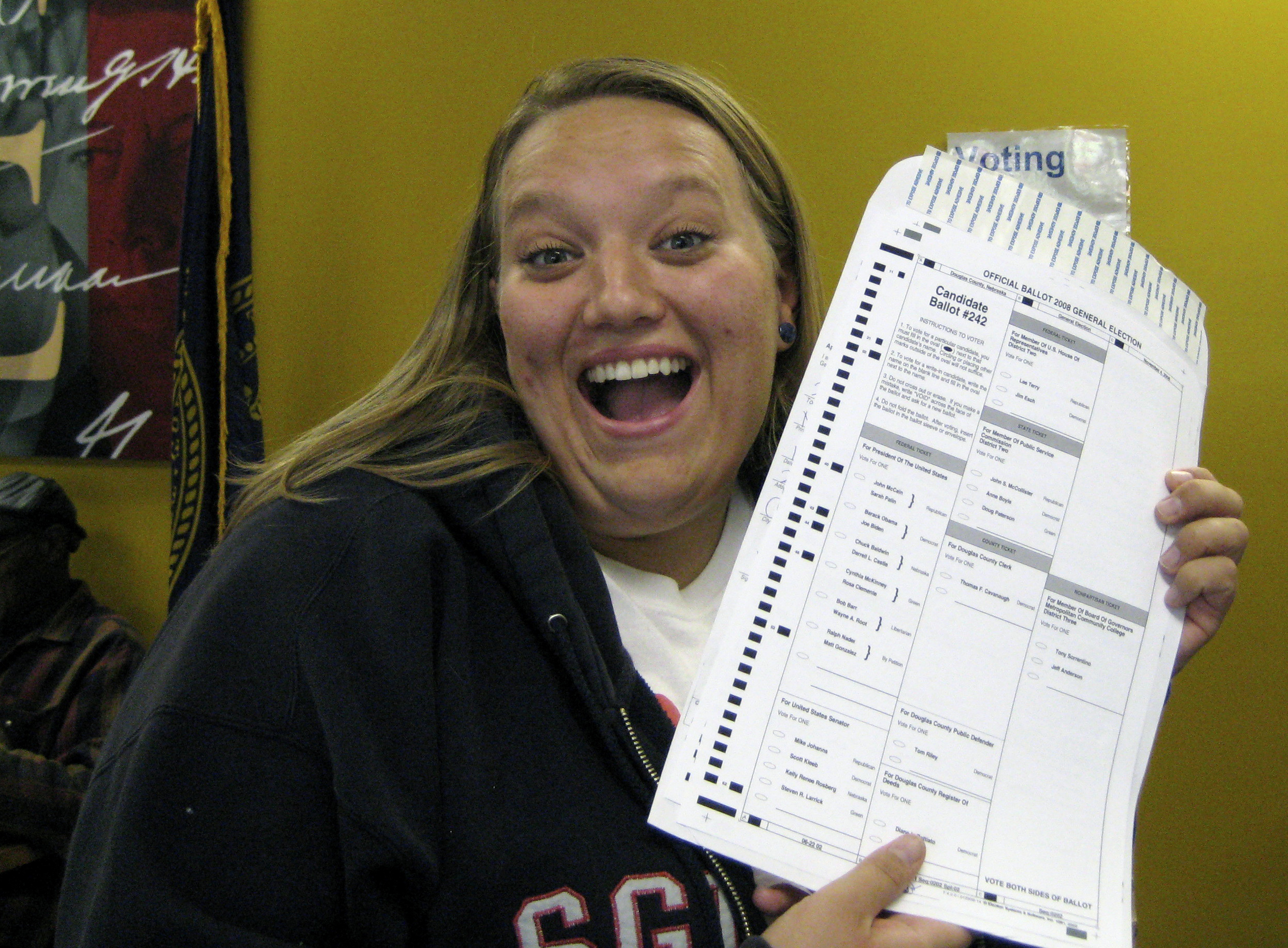 Posting a ballot selfie? Better check your state laws first