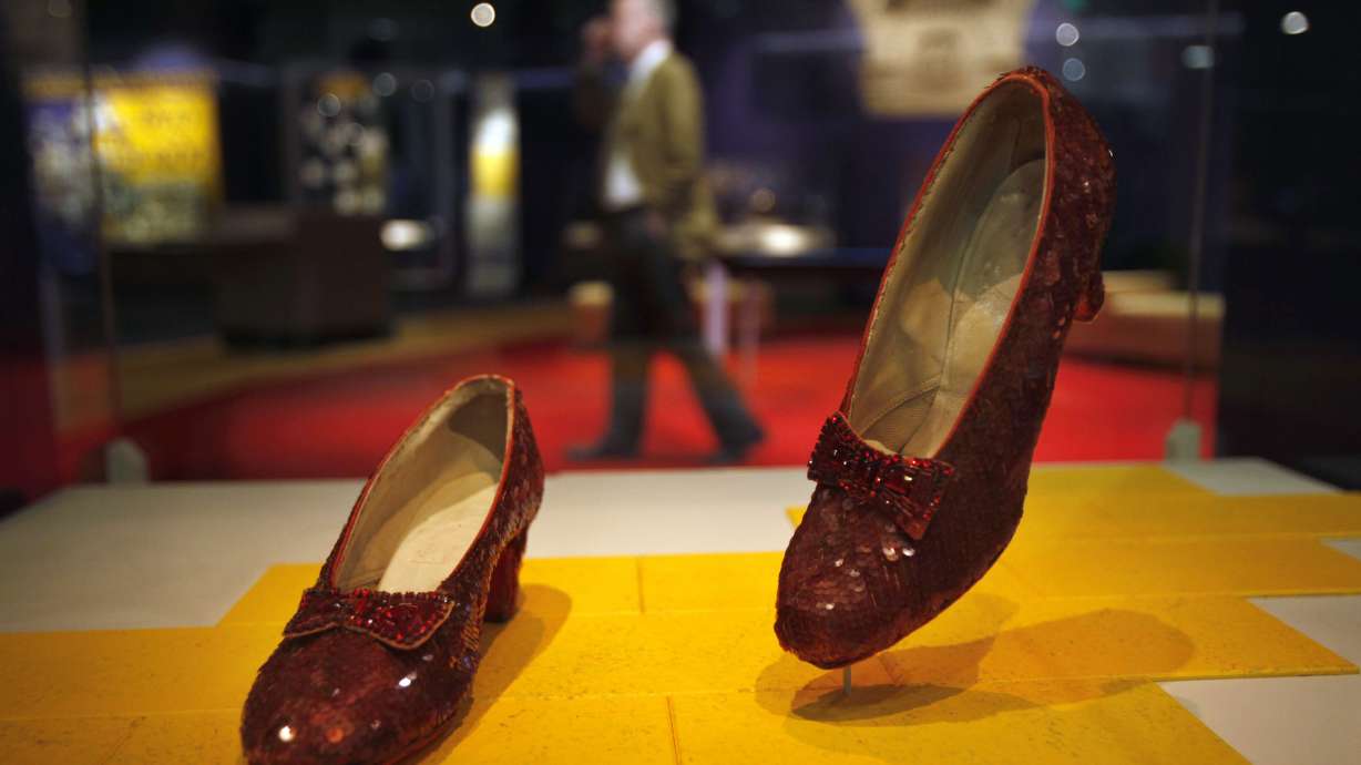 If I only had $85K: Fundraiser for 'Oz' Scarecrow costume