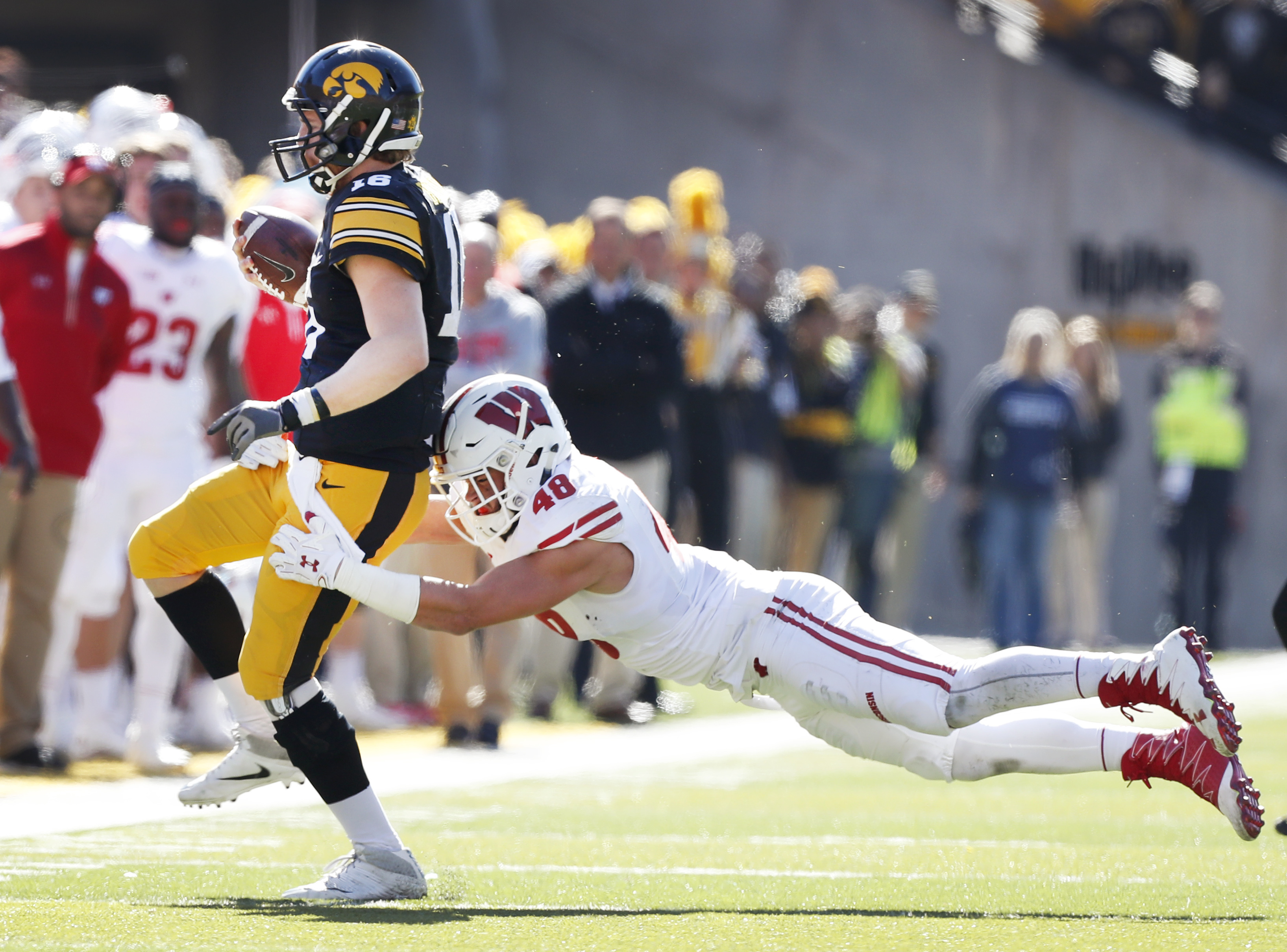 Linebacker Jack Cichy out for season for No. 11 Wisconsin