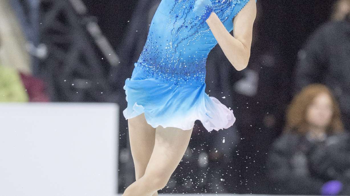 Patrick Chan, Evgenia Medvedeva lead at Skate Canada