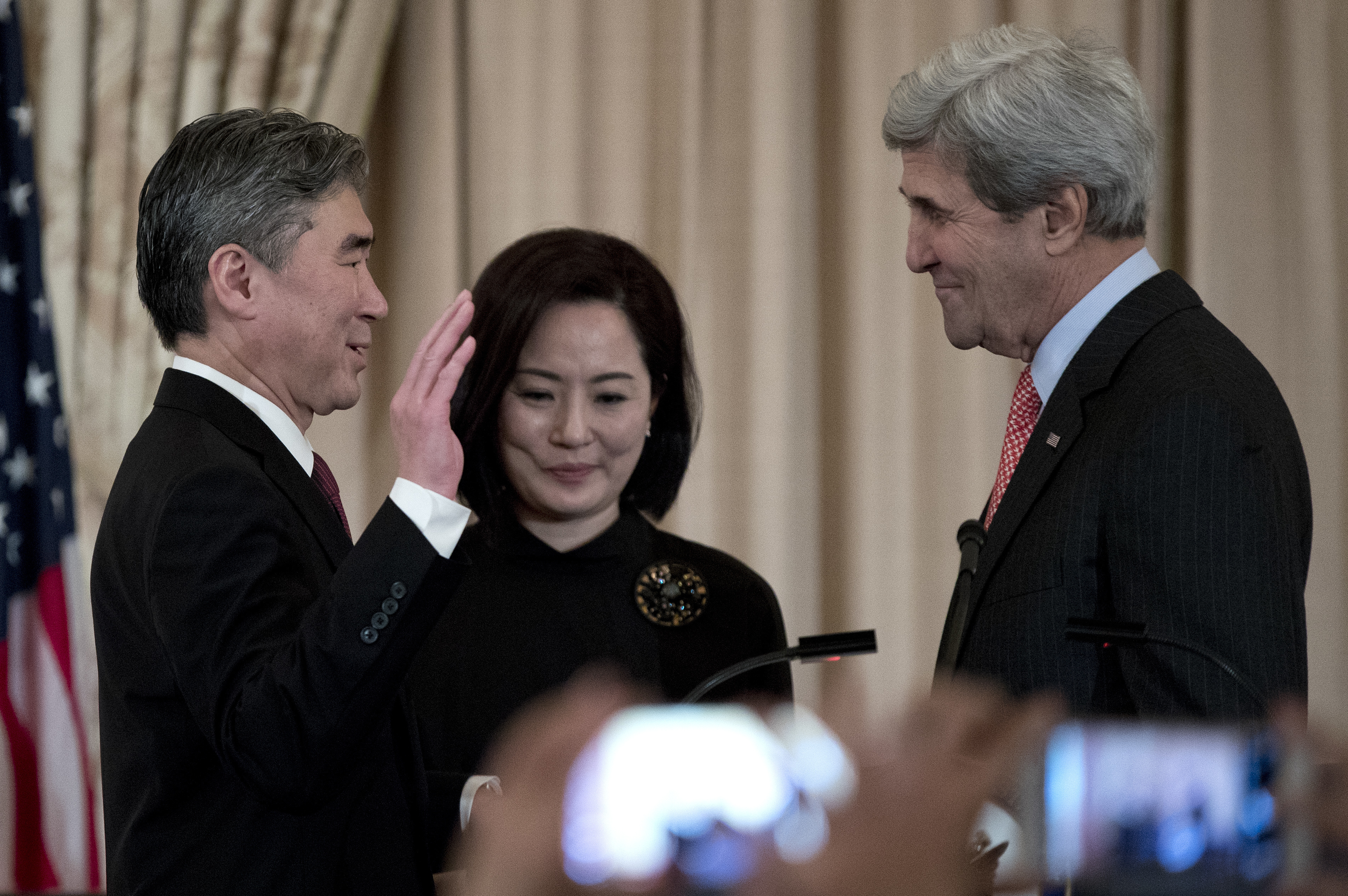 Former US envoy to NKorea becomes ambassador to Philippines