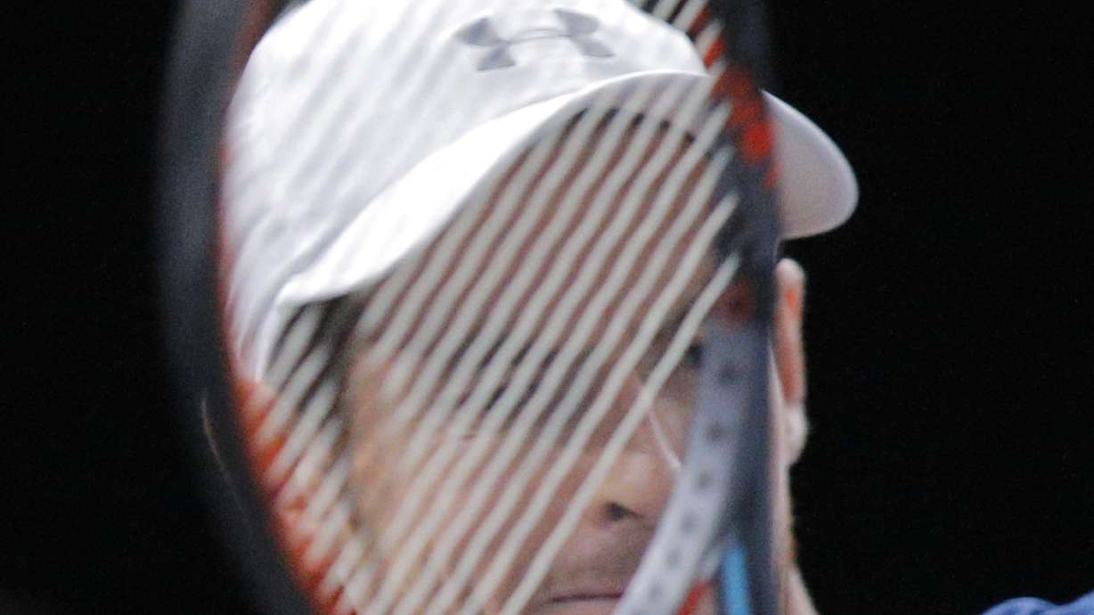 Murray celebrates rise to the top with Paris Masters title