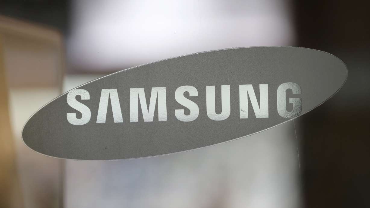 Report of different Samsung phone model exploding