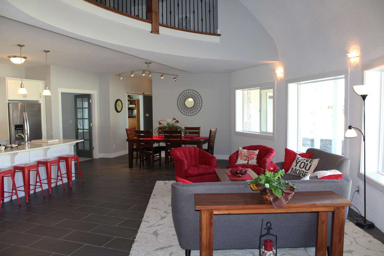 (Photo: Stewart Ulrich, Monolithic)