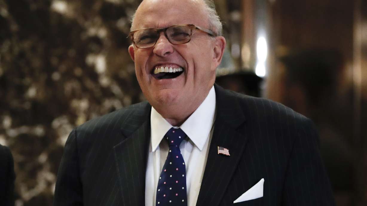 Giuliani's foreign work complicates candidacy for top post